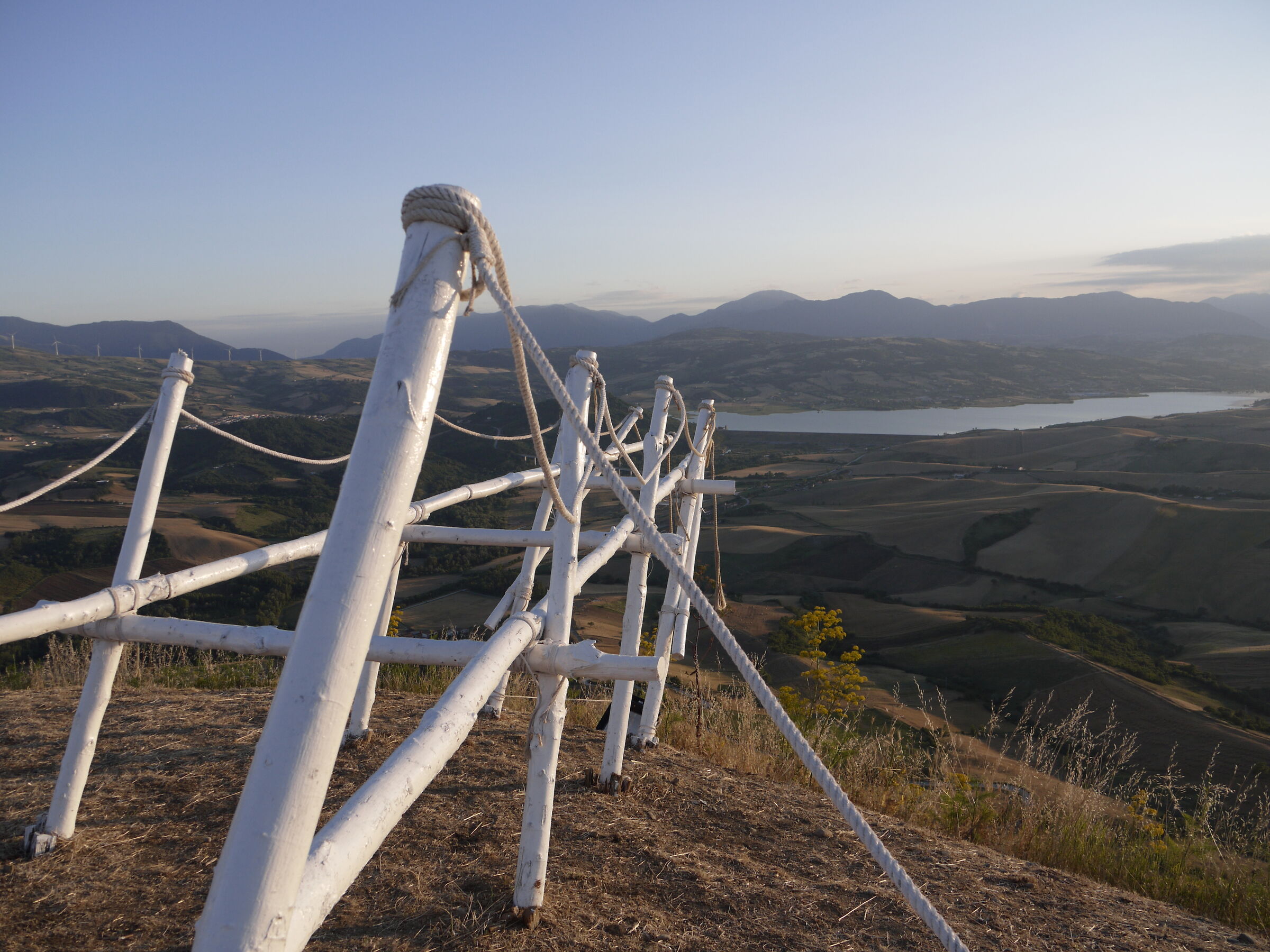 Cairano (AV)-launching pad on the cliff