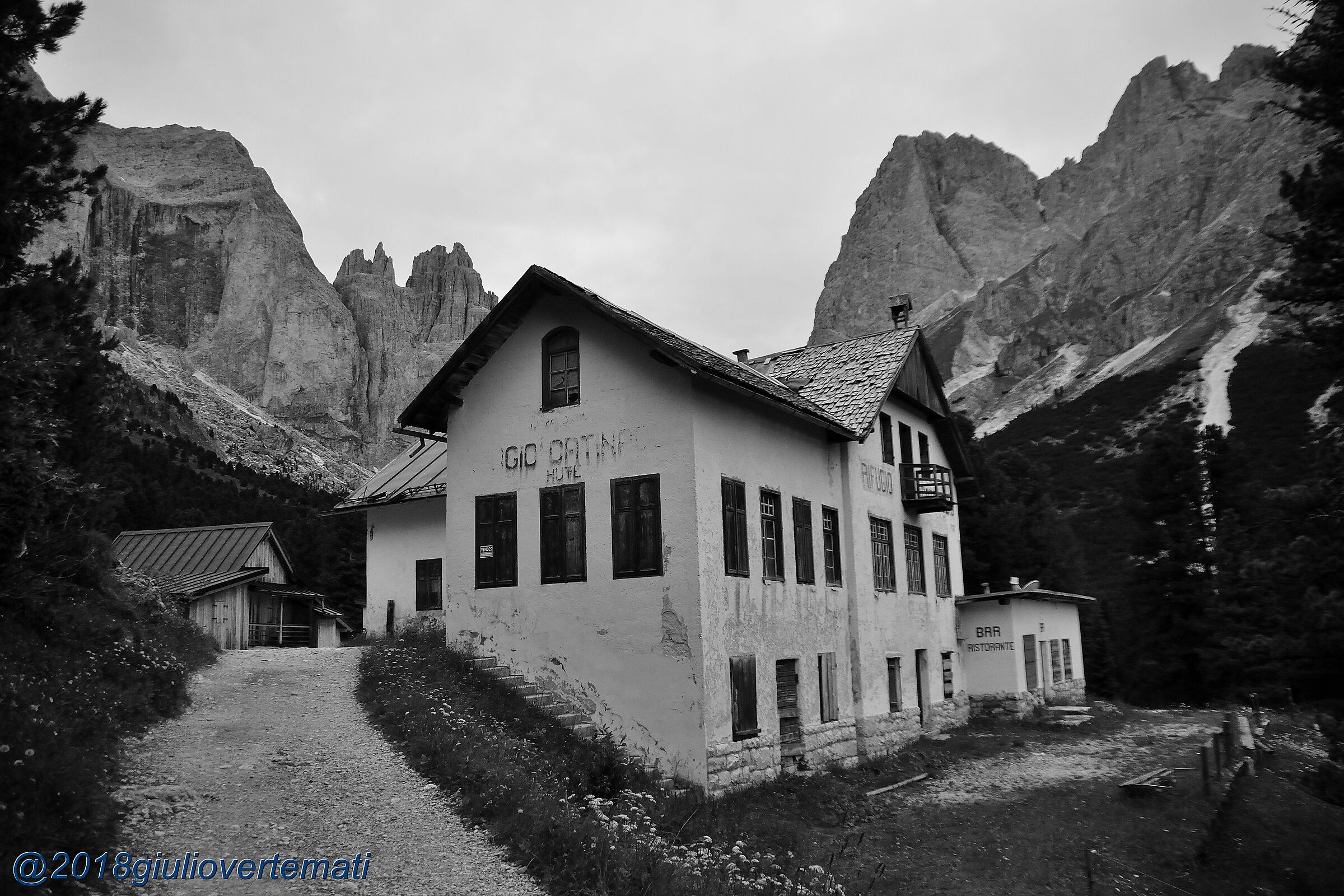 Catinaccio Refuge abandoned for a long time.