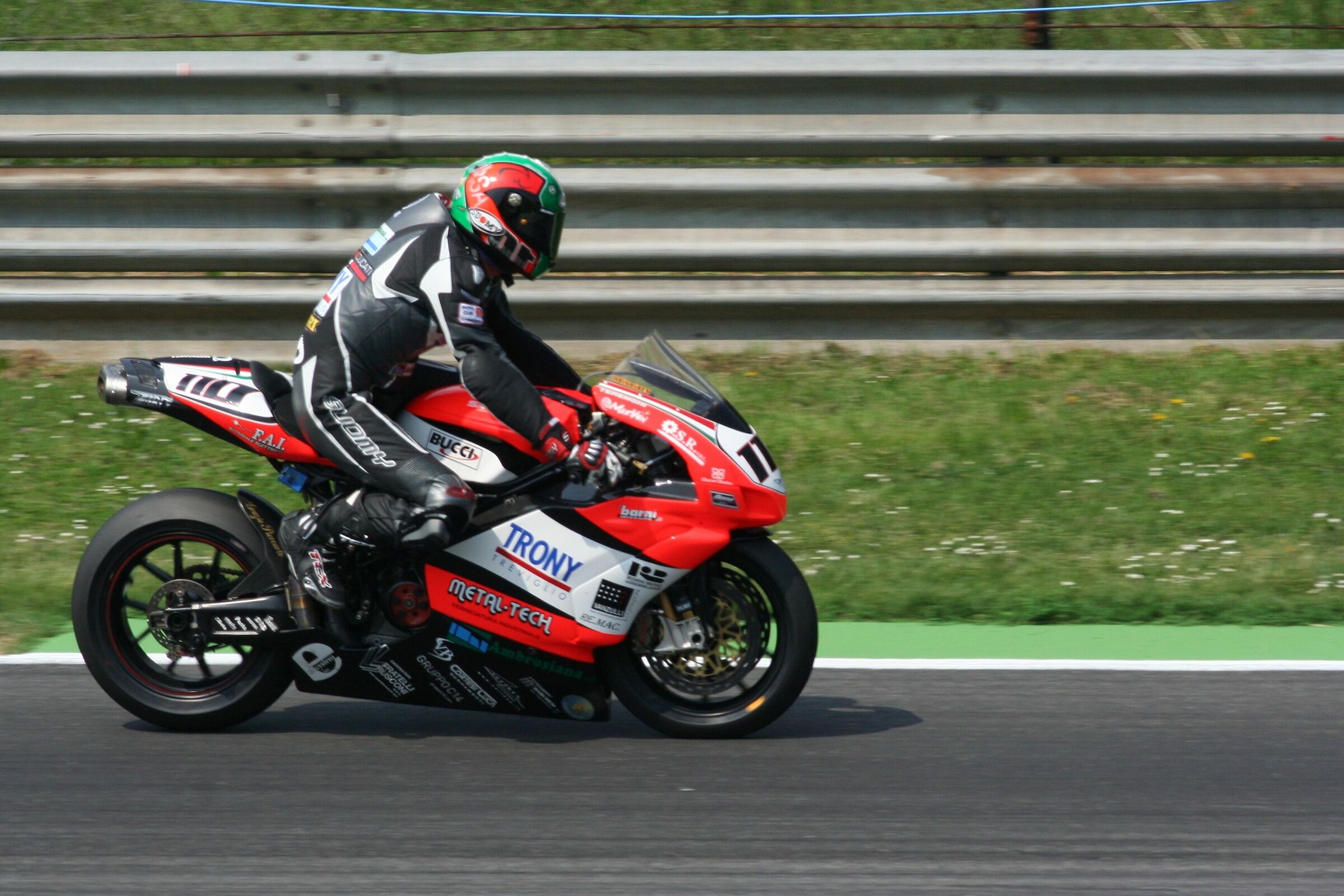 Storia SBK 2008, frenaaa.....