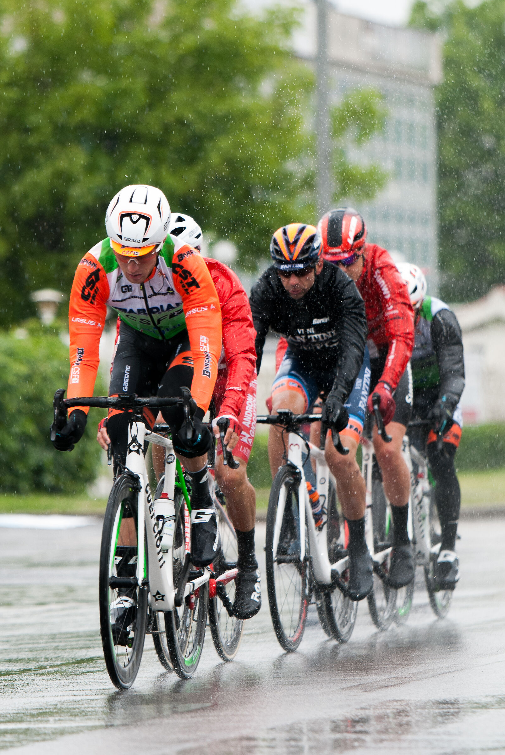 V tappa giro d'Italia...in transito a Latina