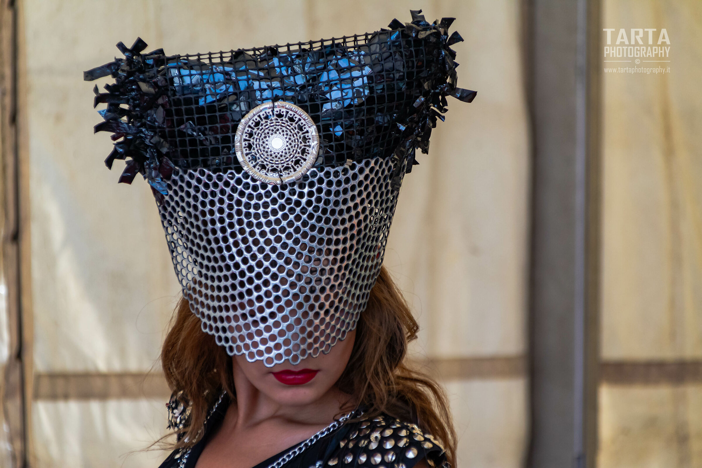 copricapo ammiccante