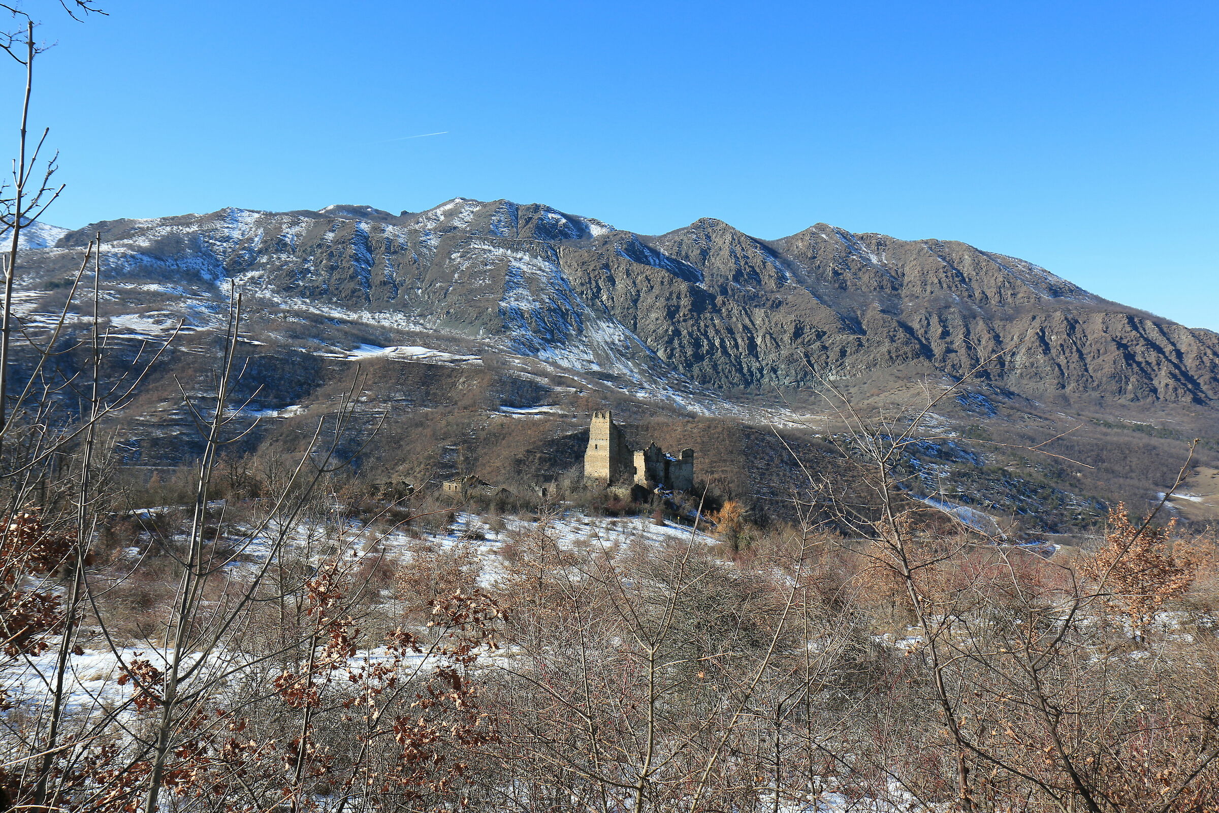 Castello d'Erbia (Val Perino - Val Trebbia)