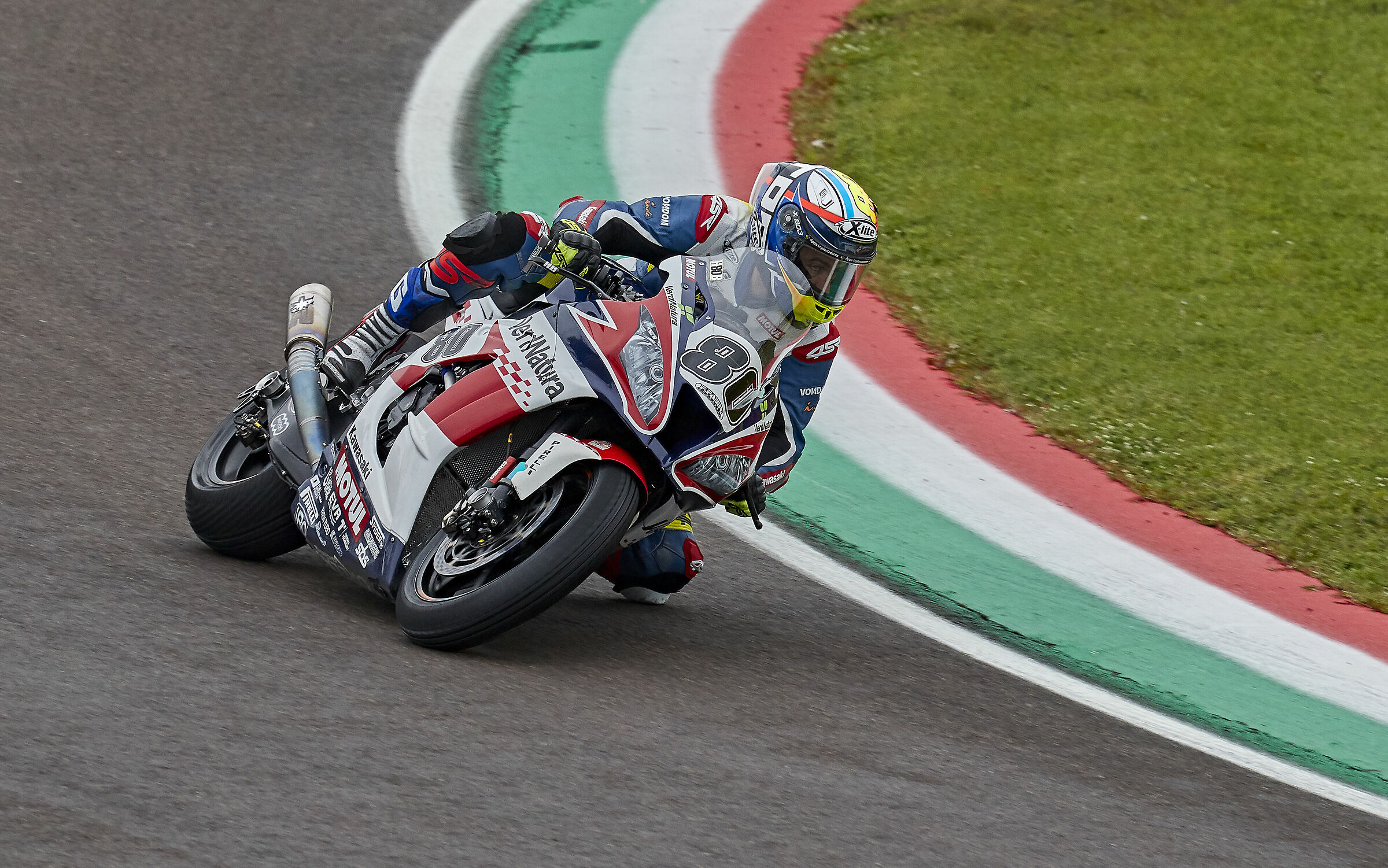 Superbike imola  Hector barbera