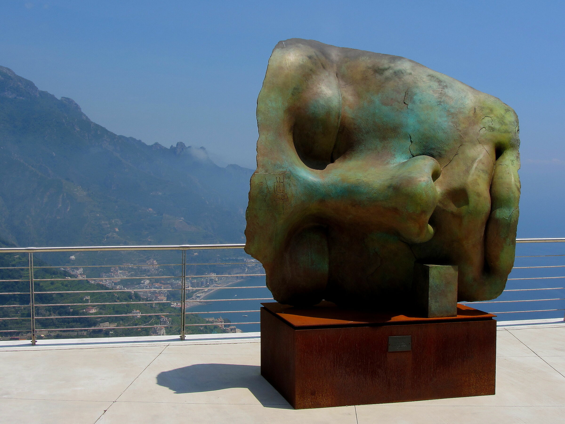 Scultura di Igor Mitoraj