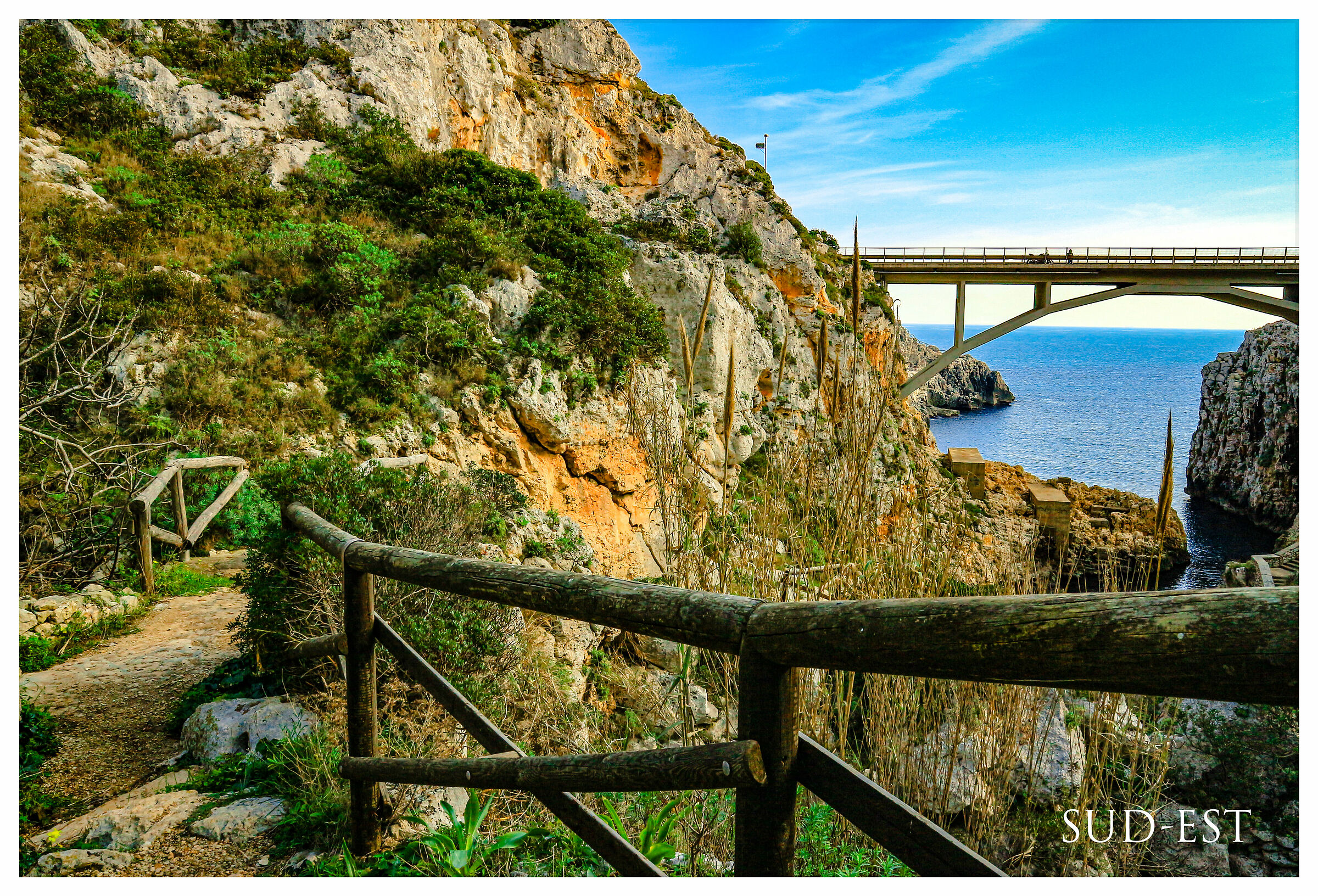 Passaggio a sud-est. Il ponte ciolo (Le)