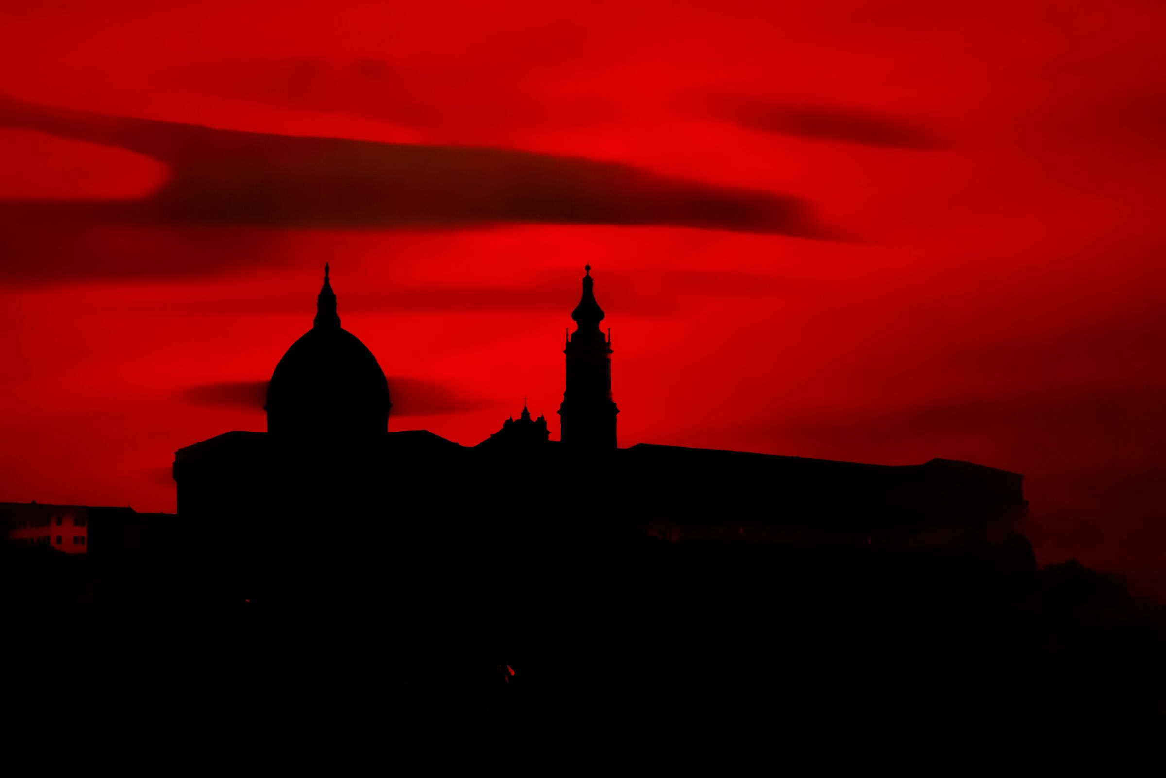 Controluce a Loreto (Ancona)