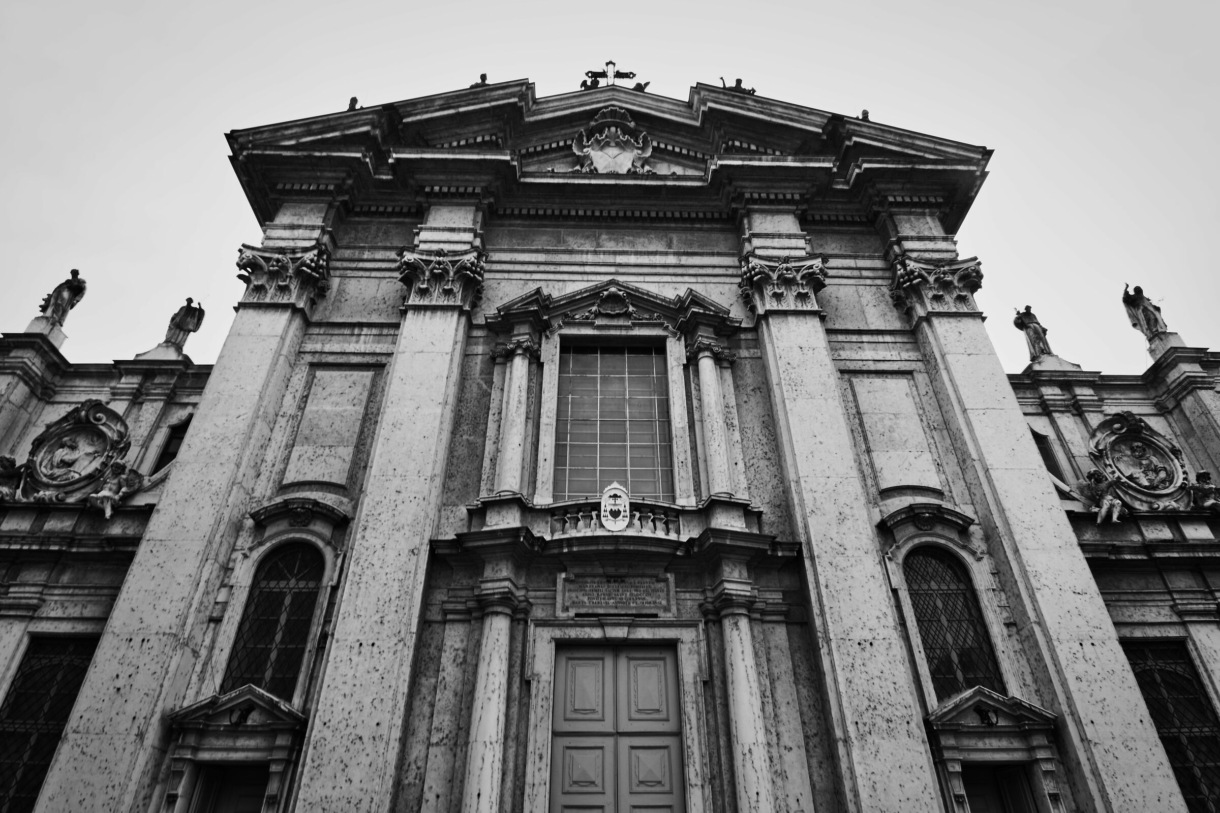 duomo b&w