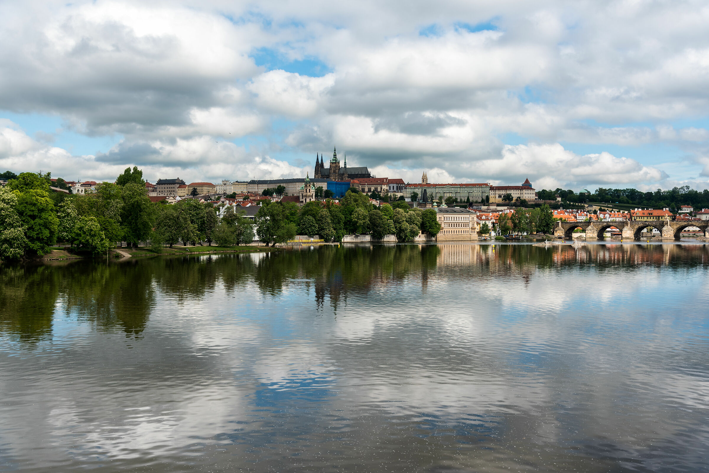 The Moldavian and the castle