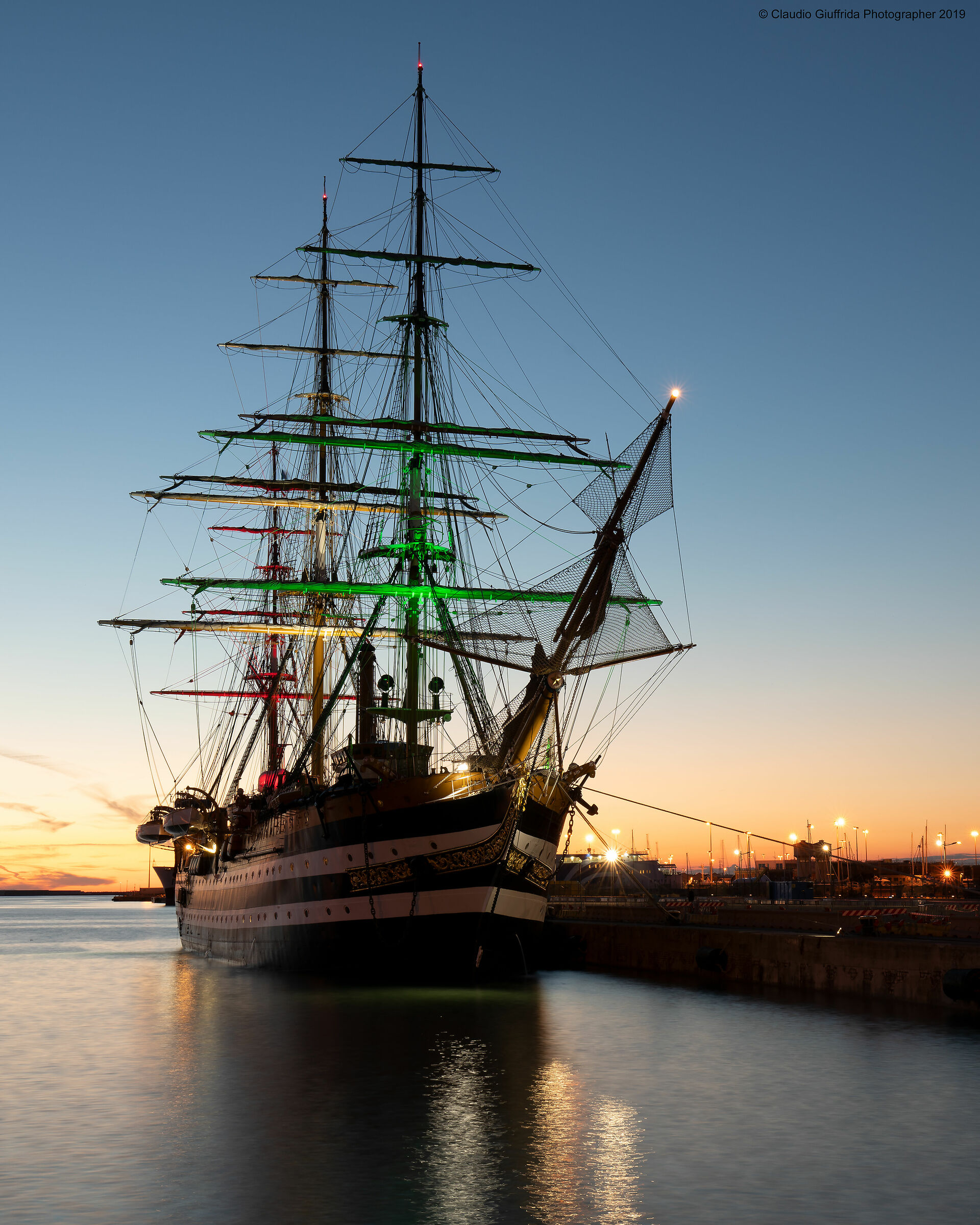 Nave Scuola Amerigo Vespucci