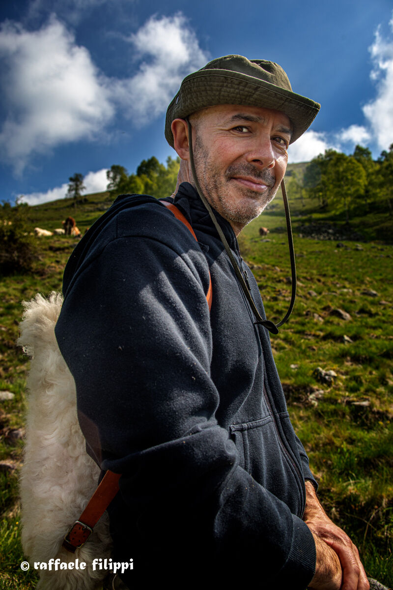 Sardinian Shepherd with backpack of sheepskin