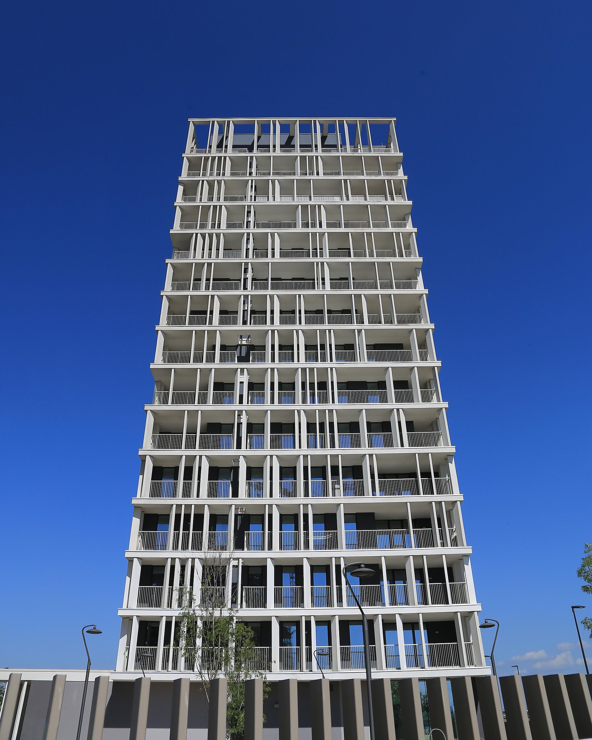 MILAN Modern Geometries