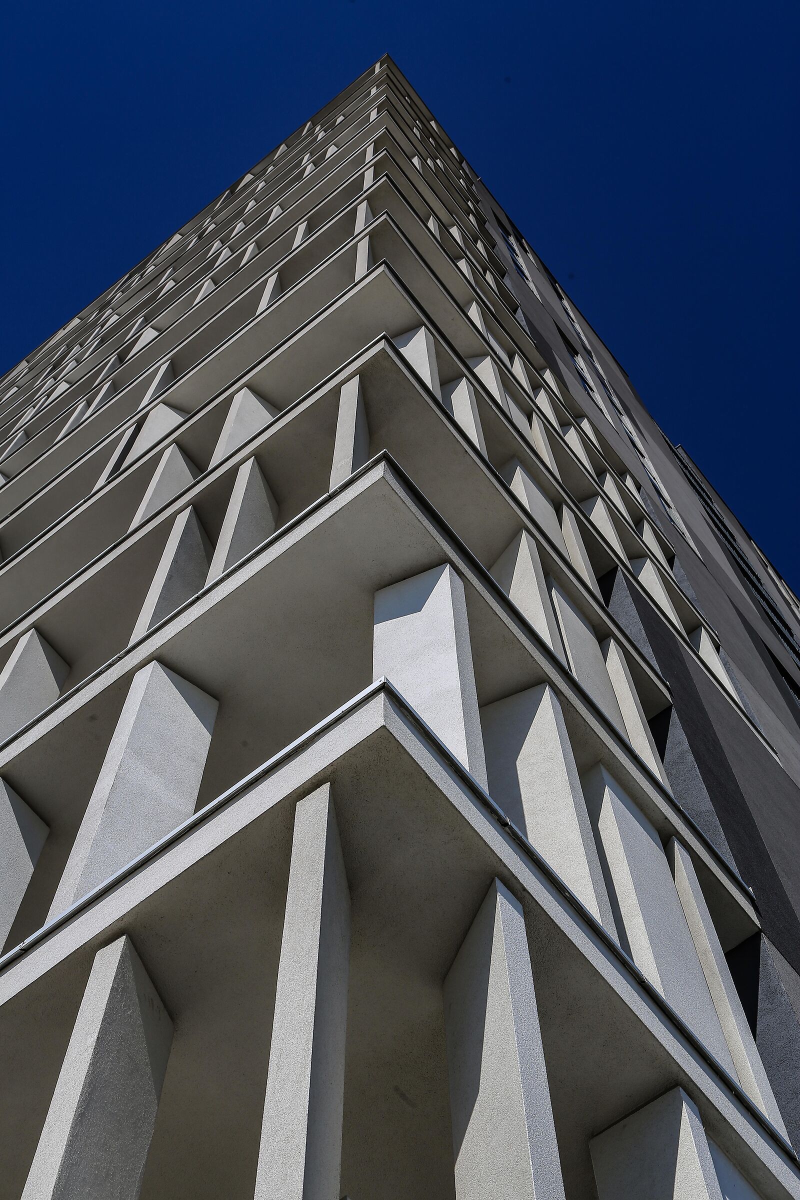 MILAN Modern Geometries