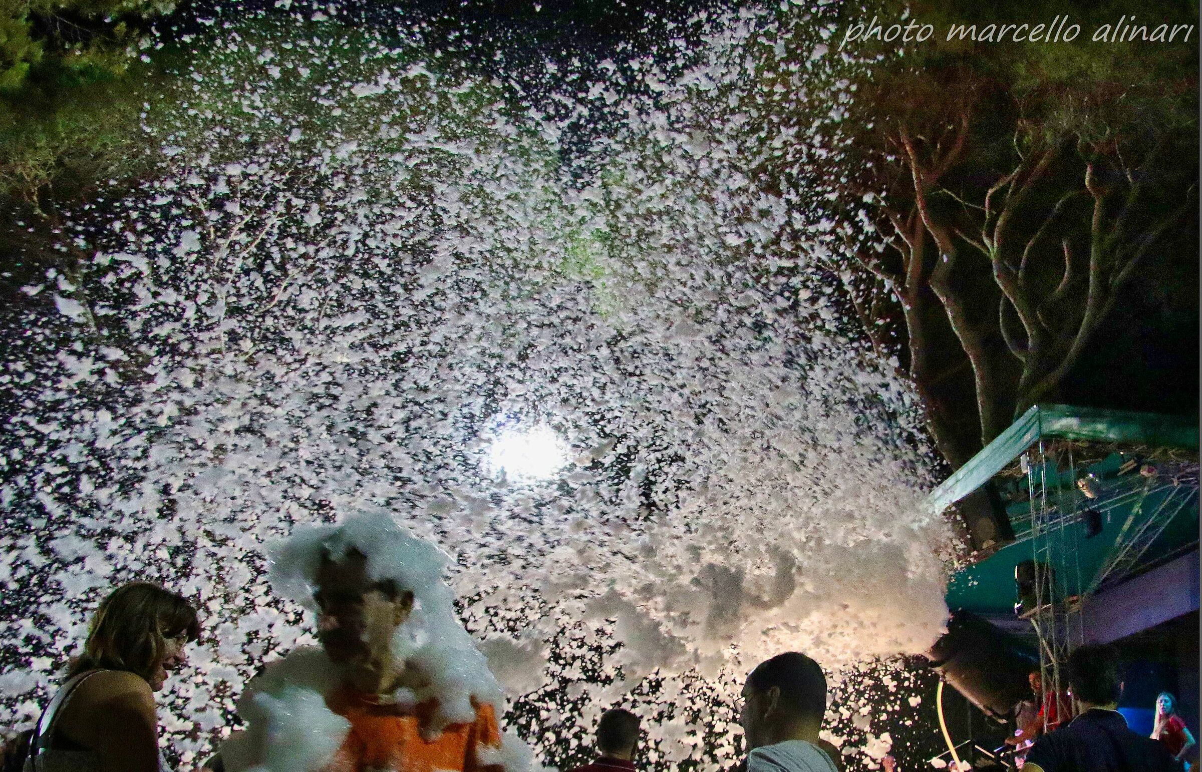 schiuma party - cielo verde