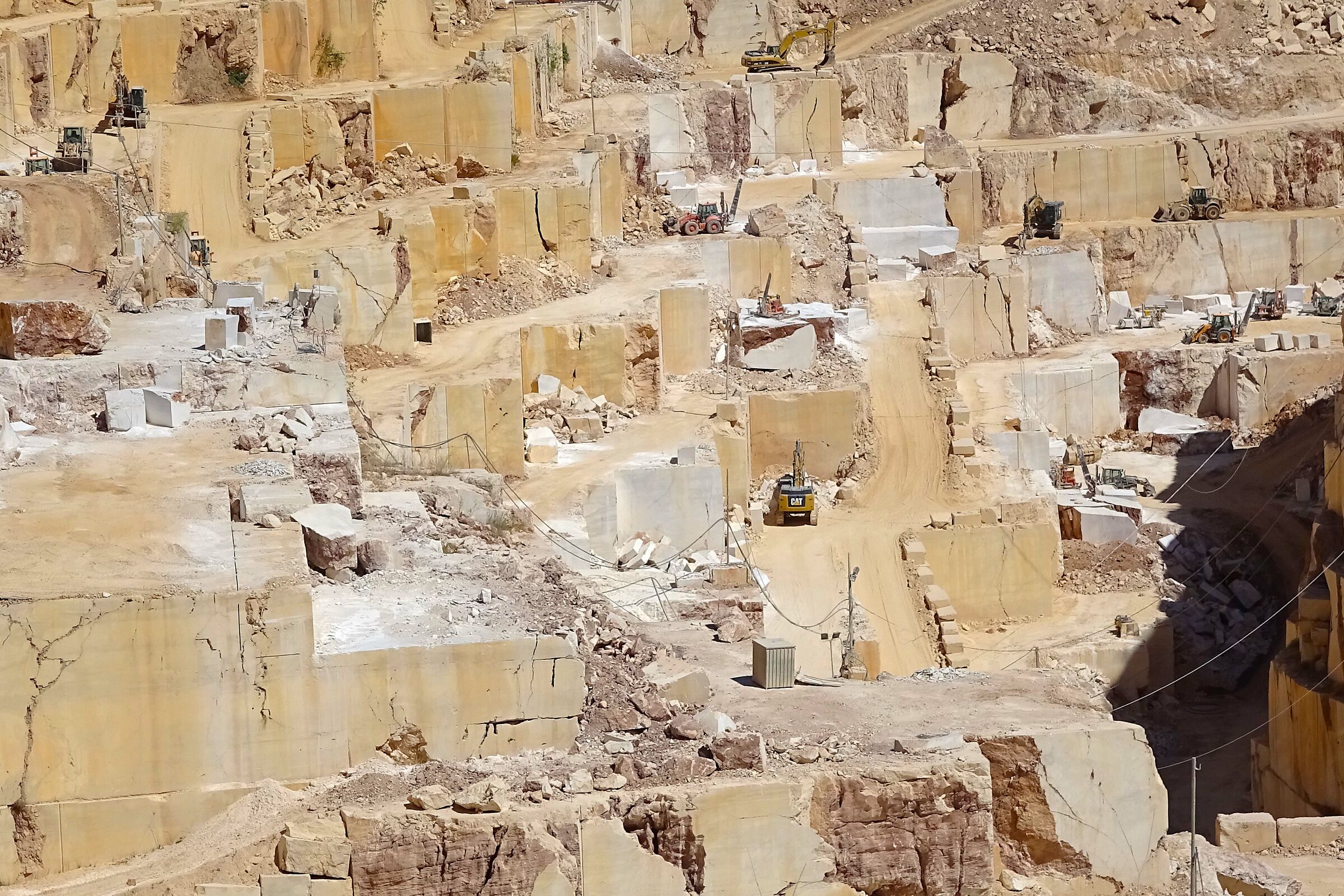 Extraction of Orosei Marble