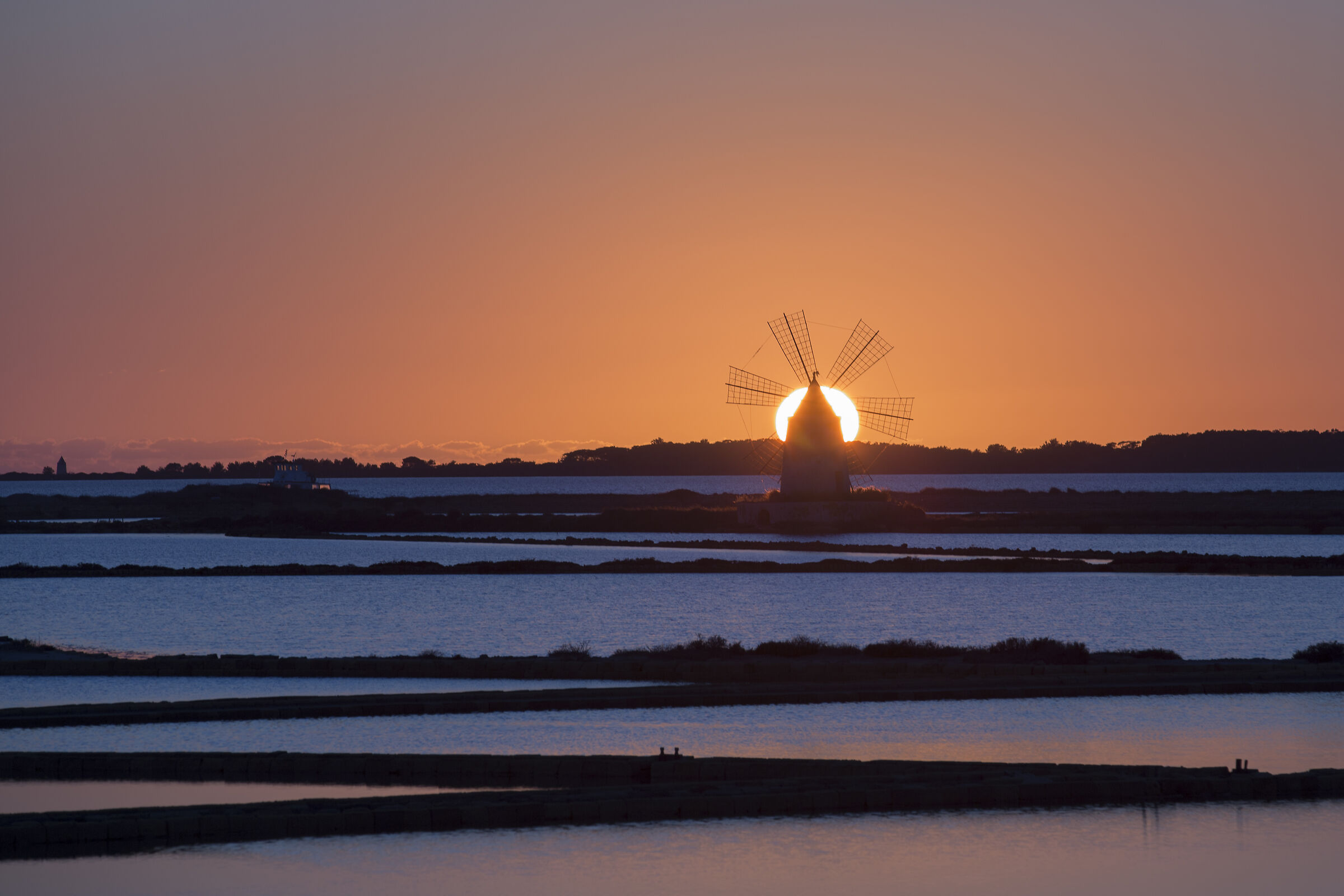 tramonto alle saline di Marsala