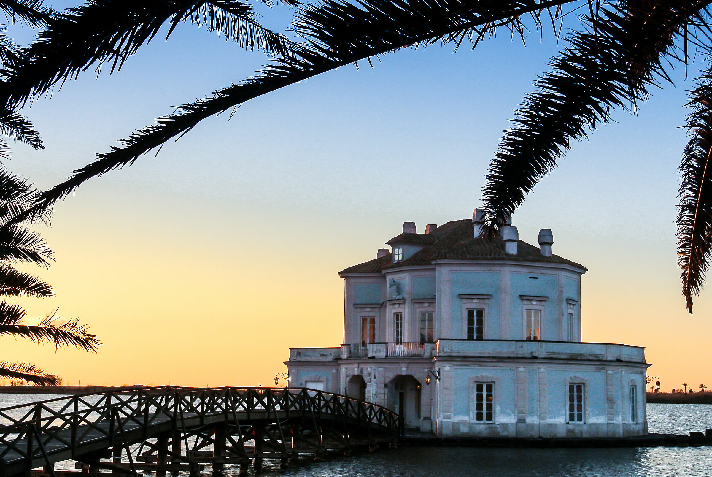 Casina Vanvitelliana (Bacoli)