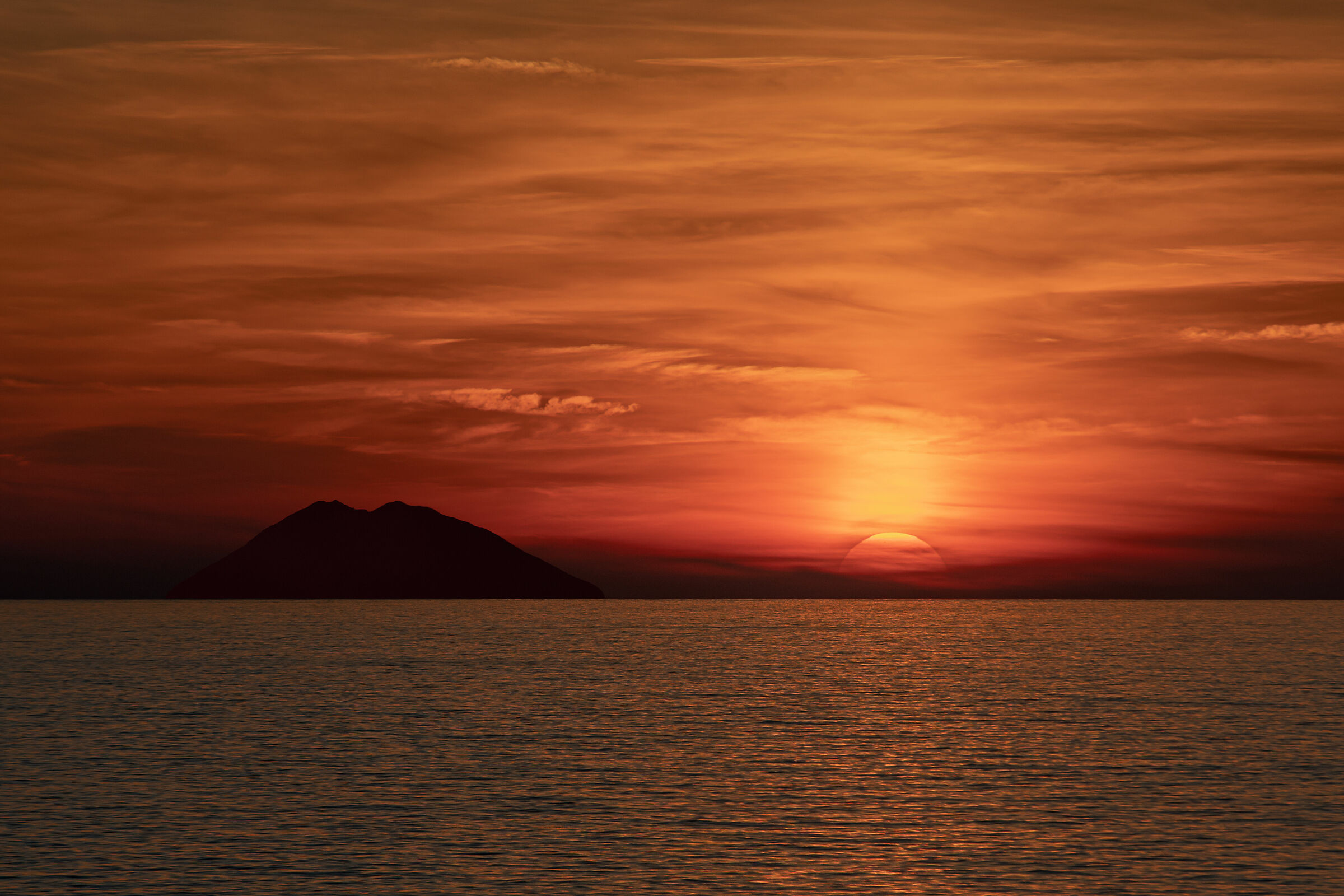 The sunset and the volcano