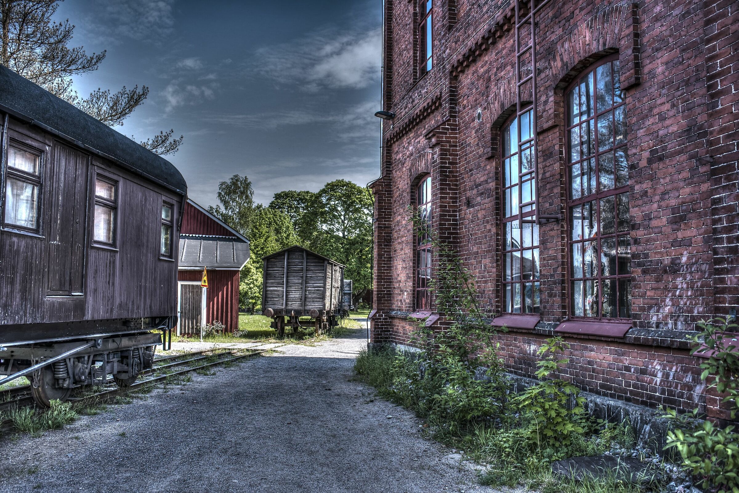 Vicino alla vecchia stazione