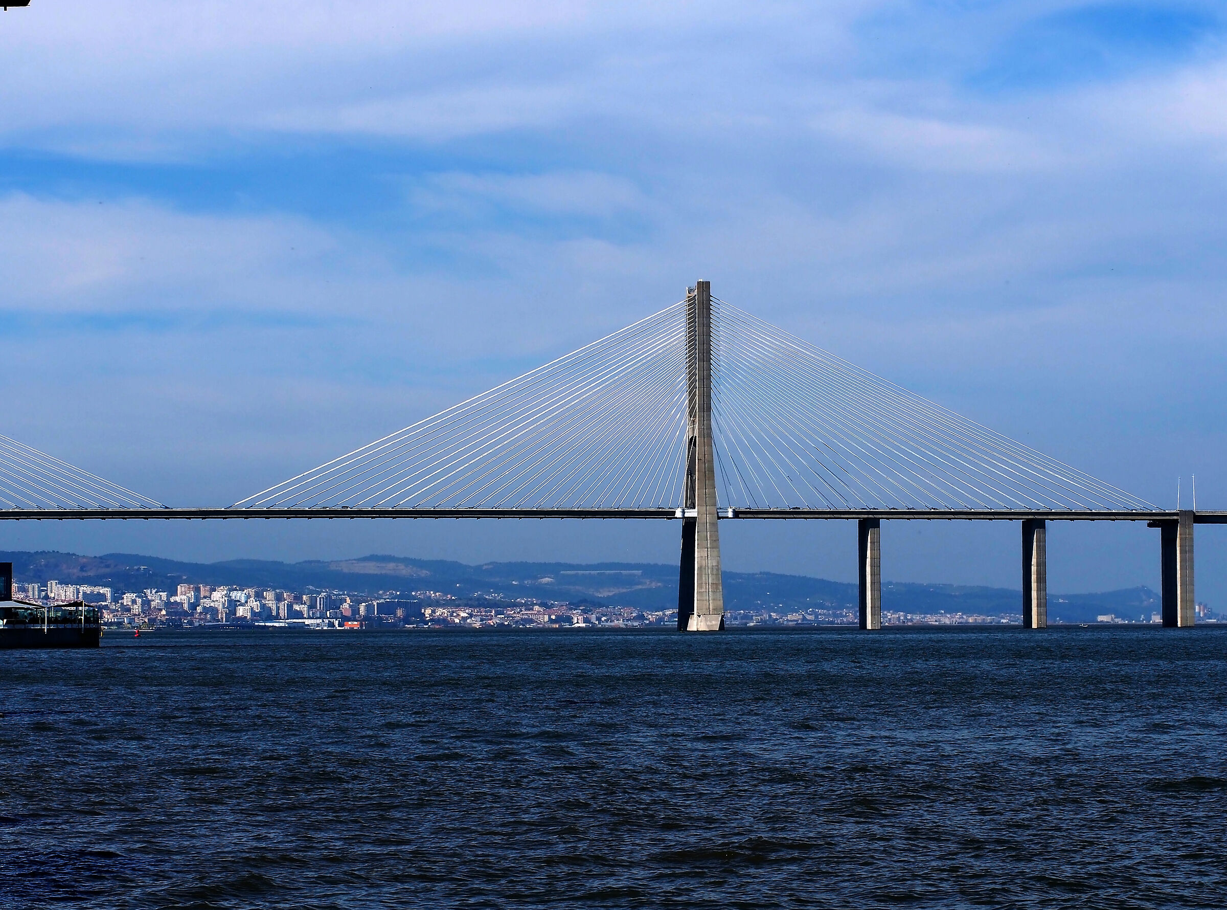 Portogallo -Lisbona - ponte  Vasco de Gama