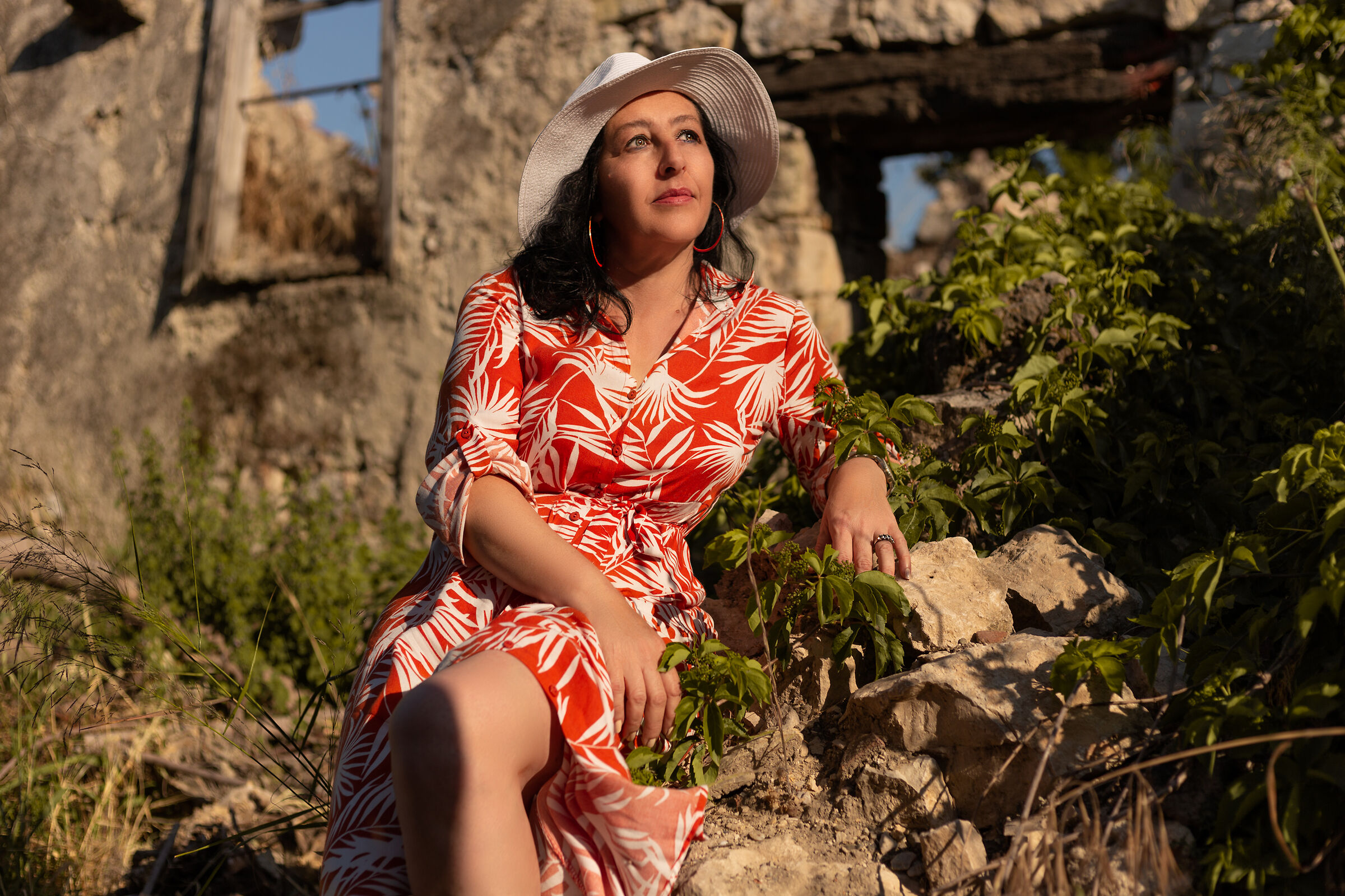 Una passeggiata per un vecchio villaggio