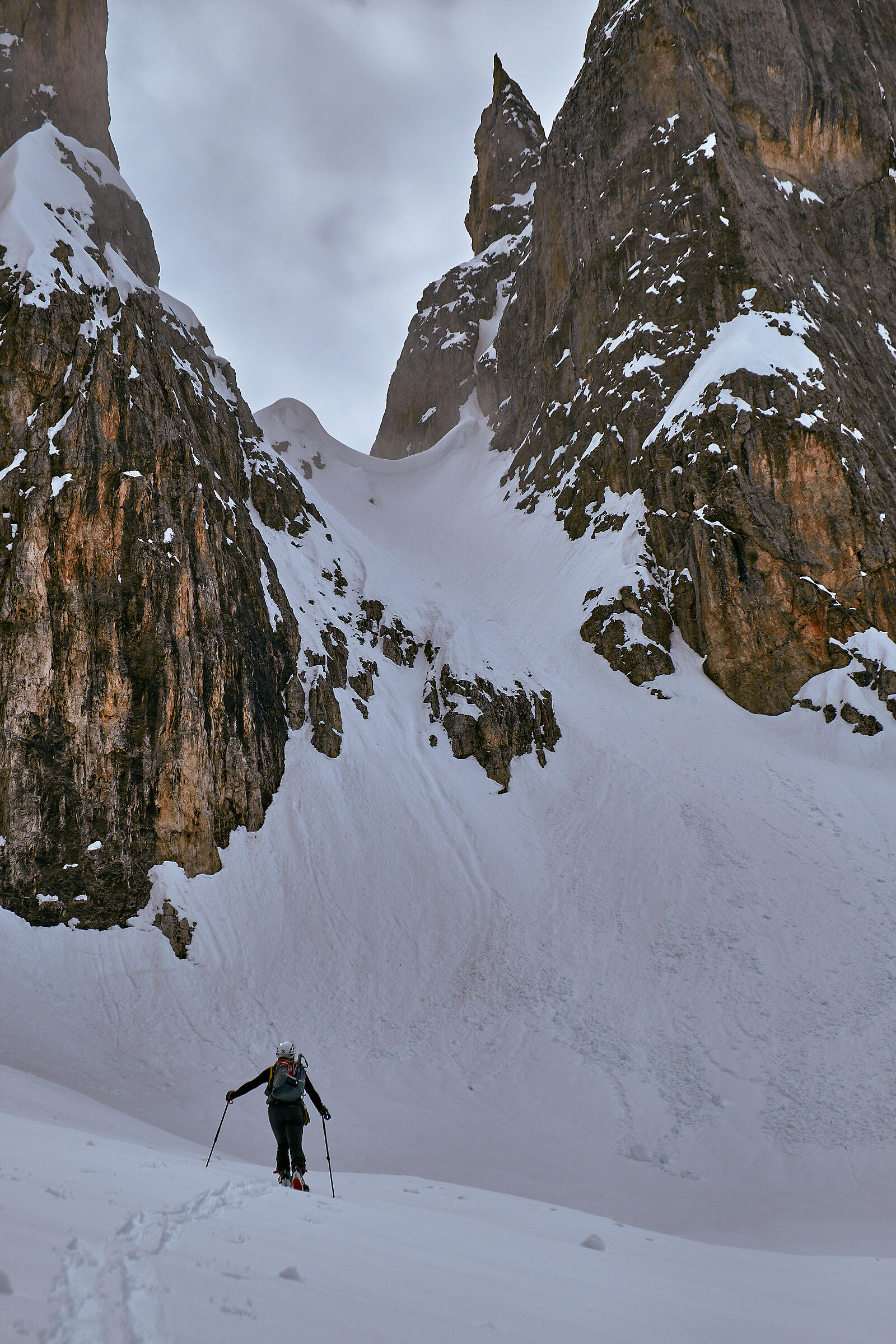 climbing up to Farangole Pass