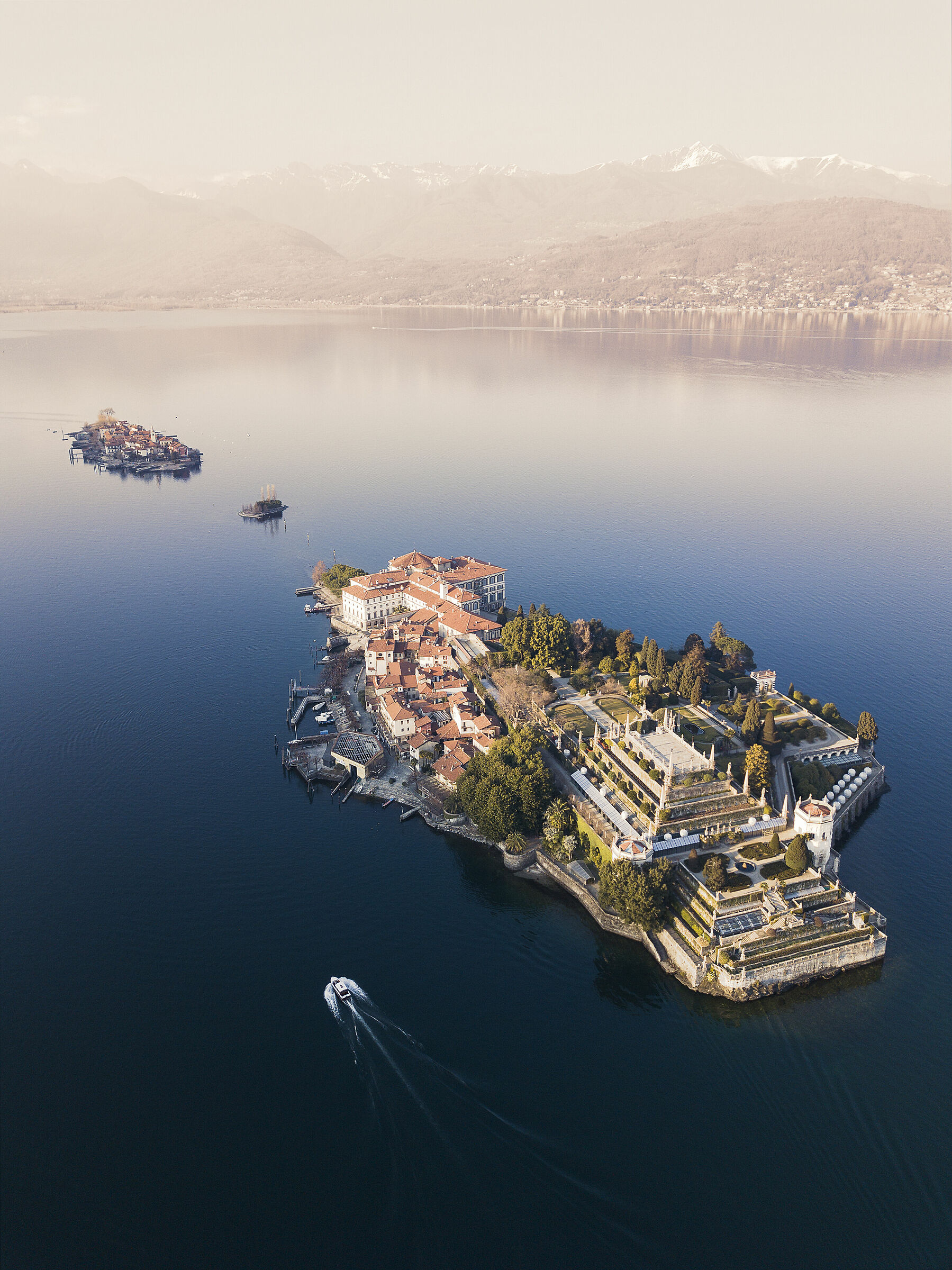 Beautiful Island-Lake Maggiore