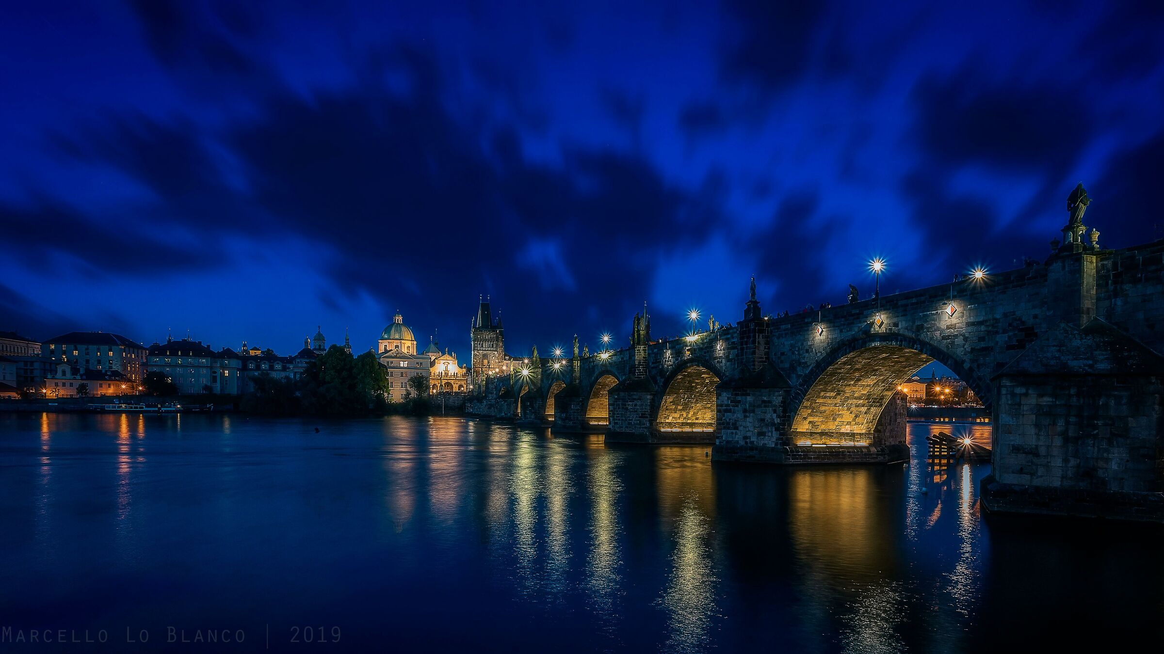 CHARLES BRIDGE