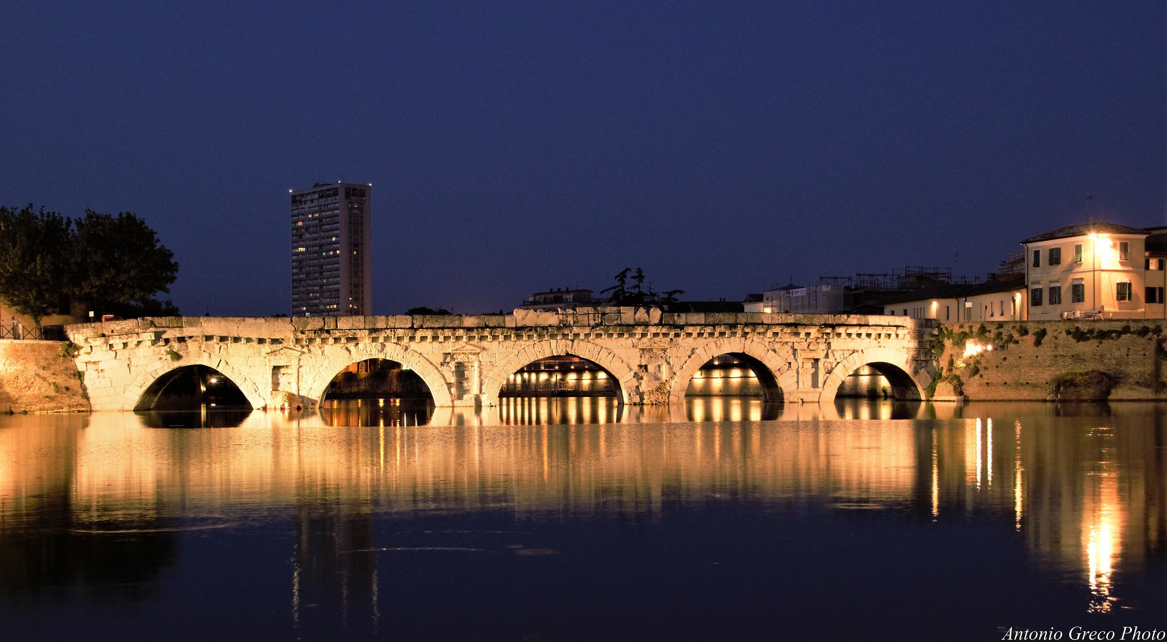 Tiberius Bridge at night