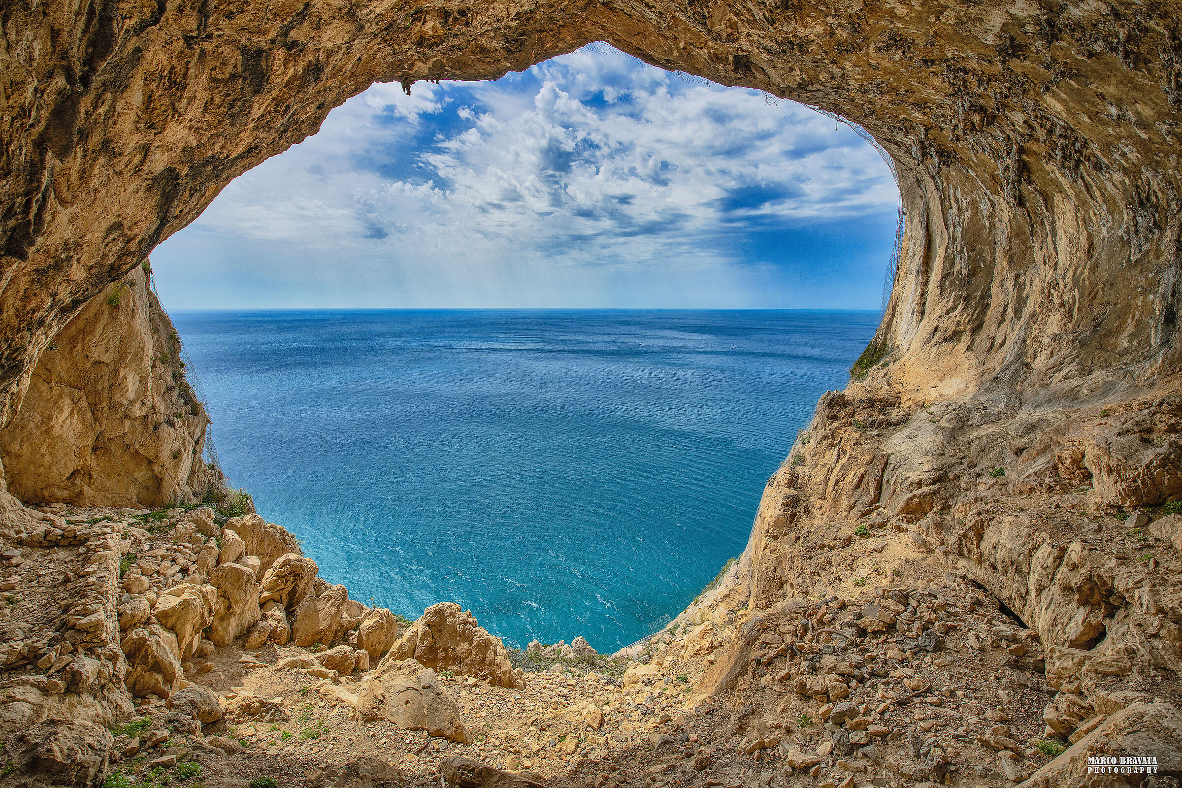 Grotta dei Falsari (Noli)