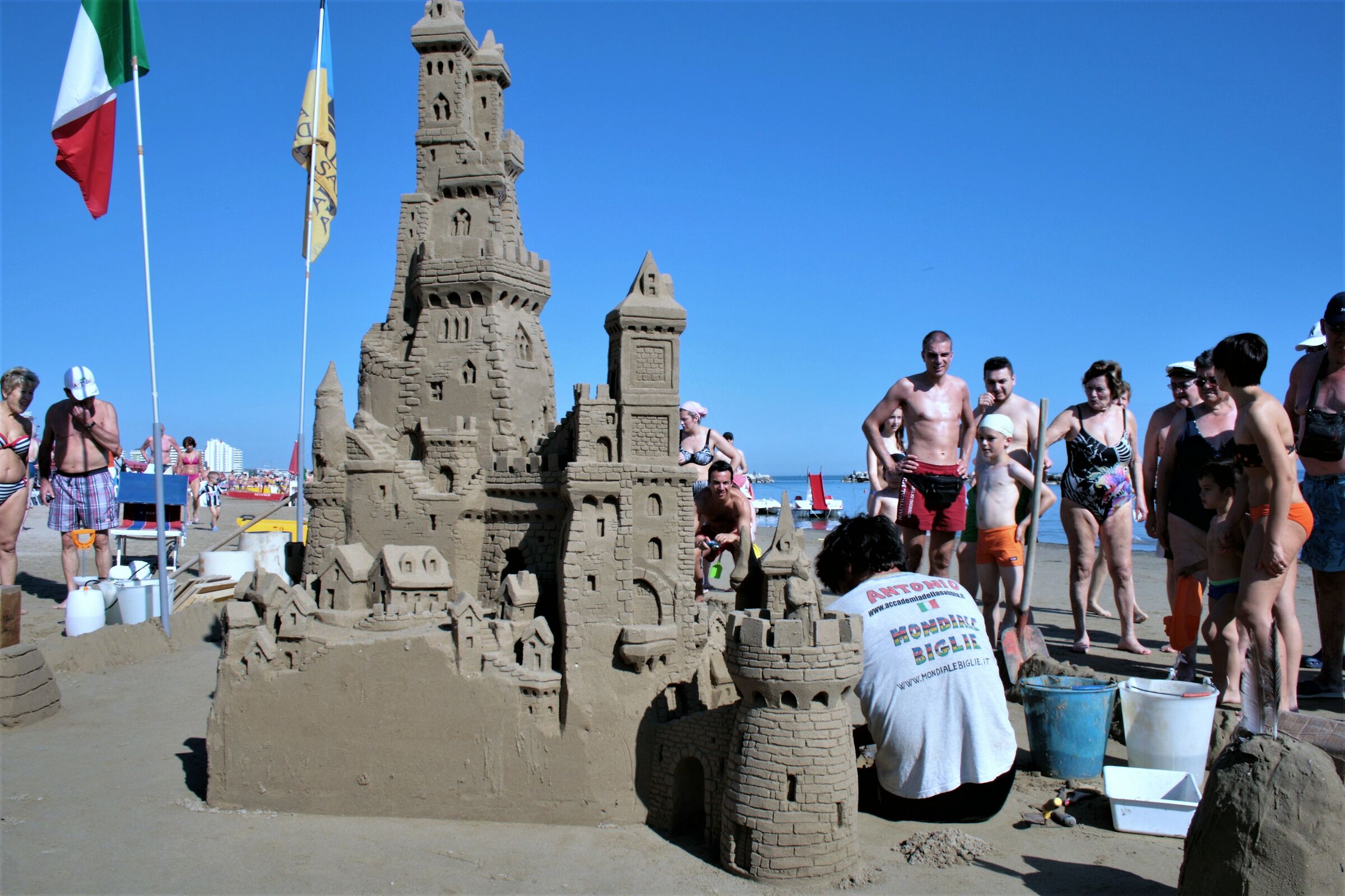 Antonio-Sand Academy