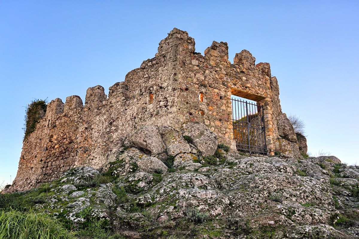 Tolfa (La Rocca)