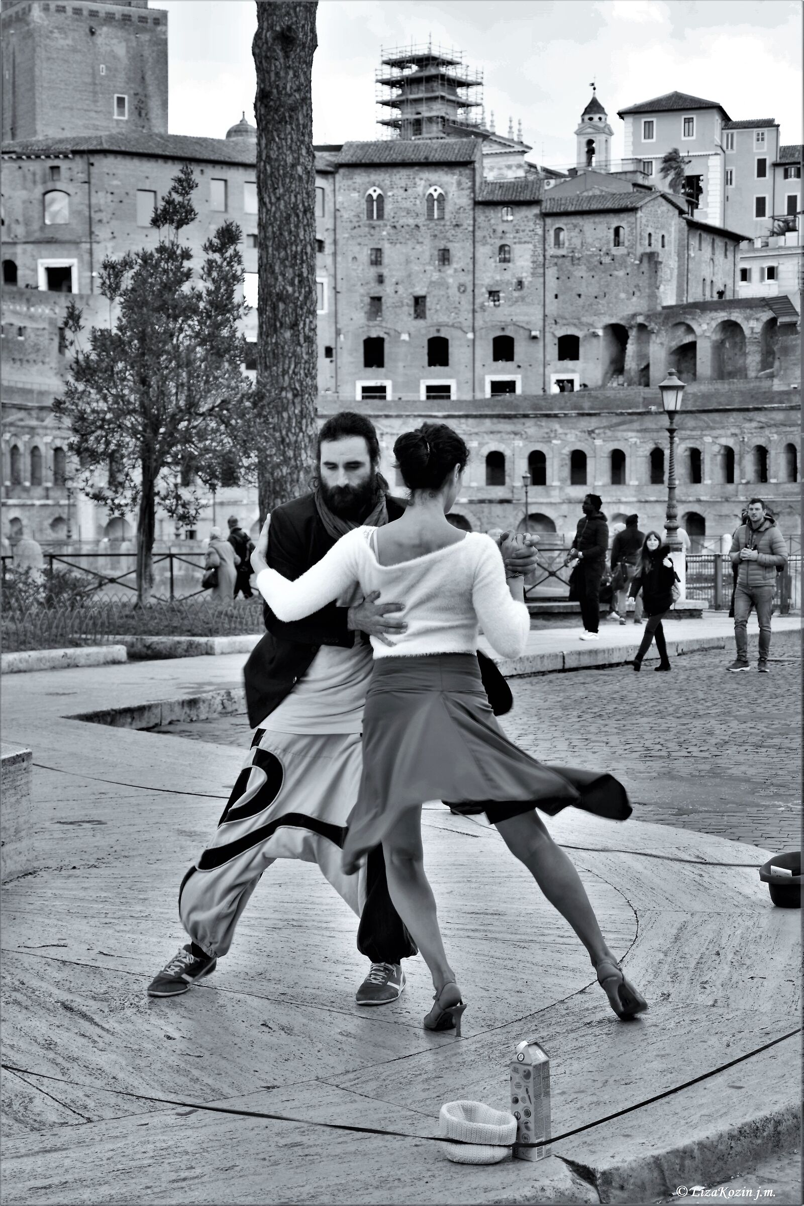 Tango. Via dei Fori Imperiali. Roma