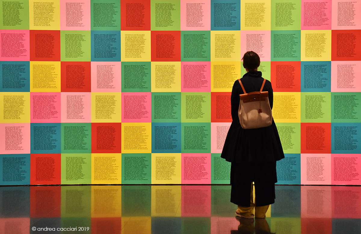 Colors for the eyes, words for the heart