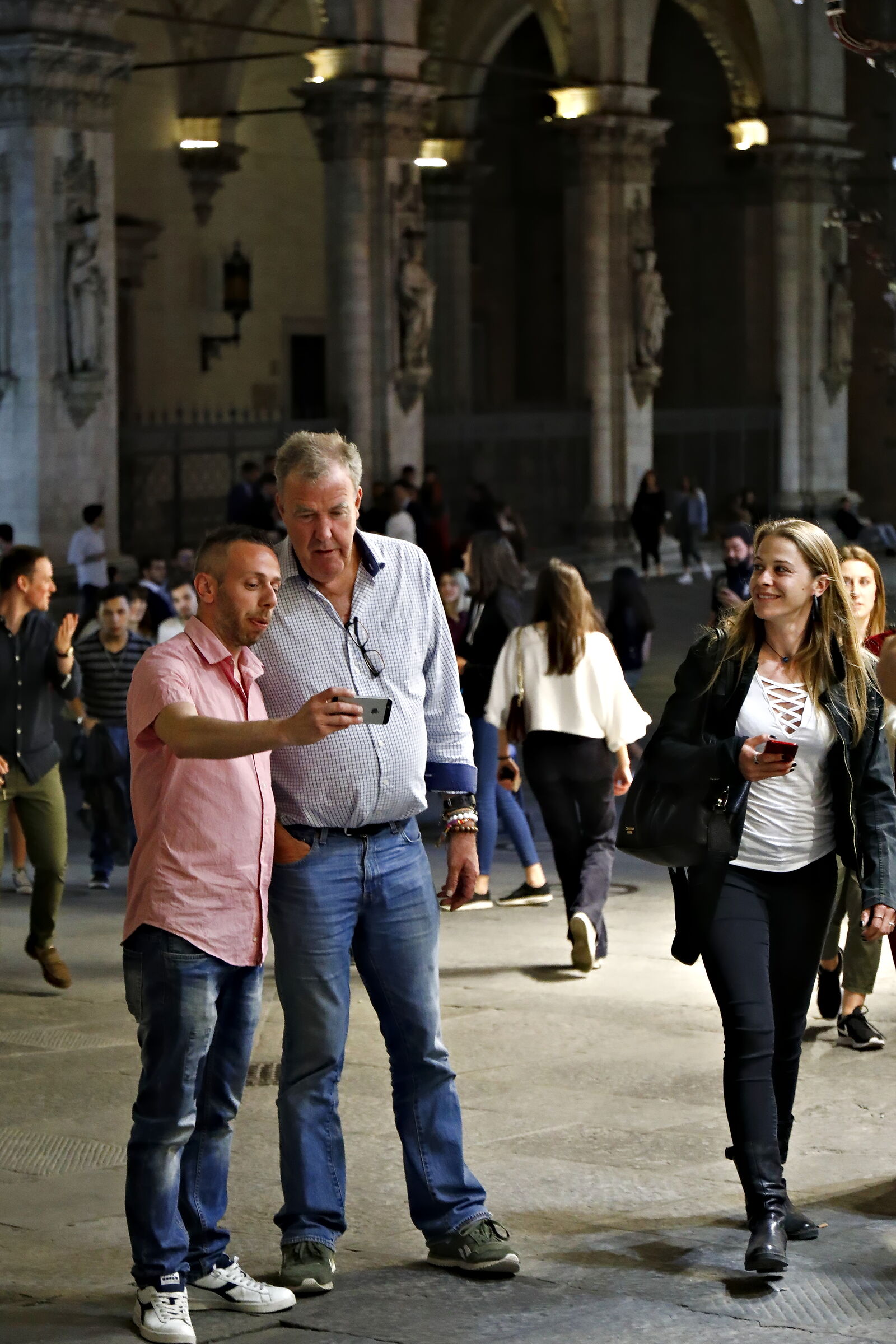 metti una sera a Siena..... due passi e.....