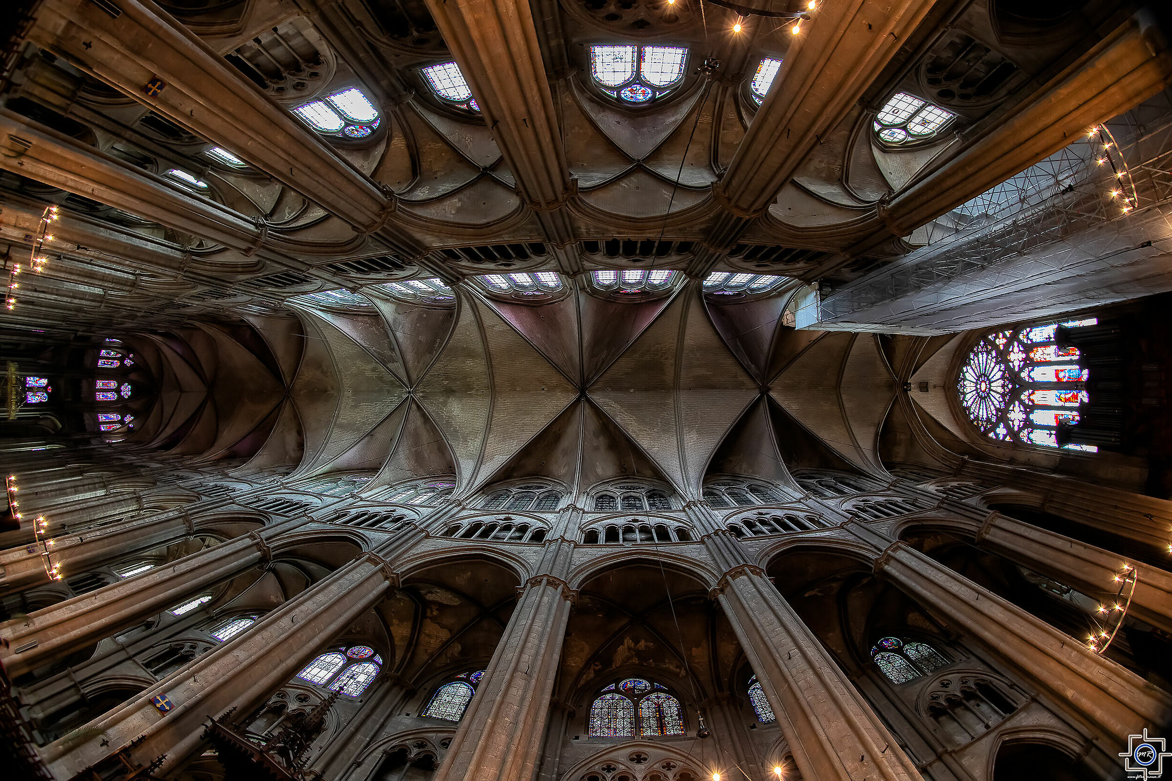 bourges cattedrale navata