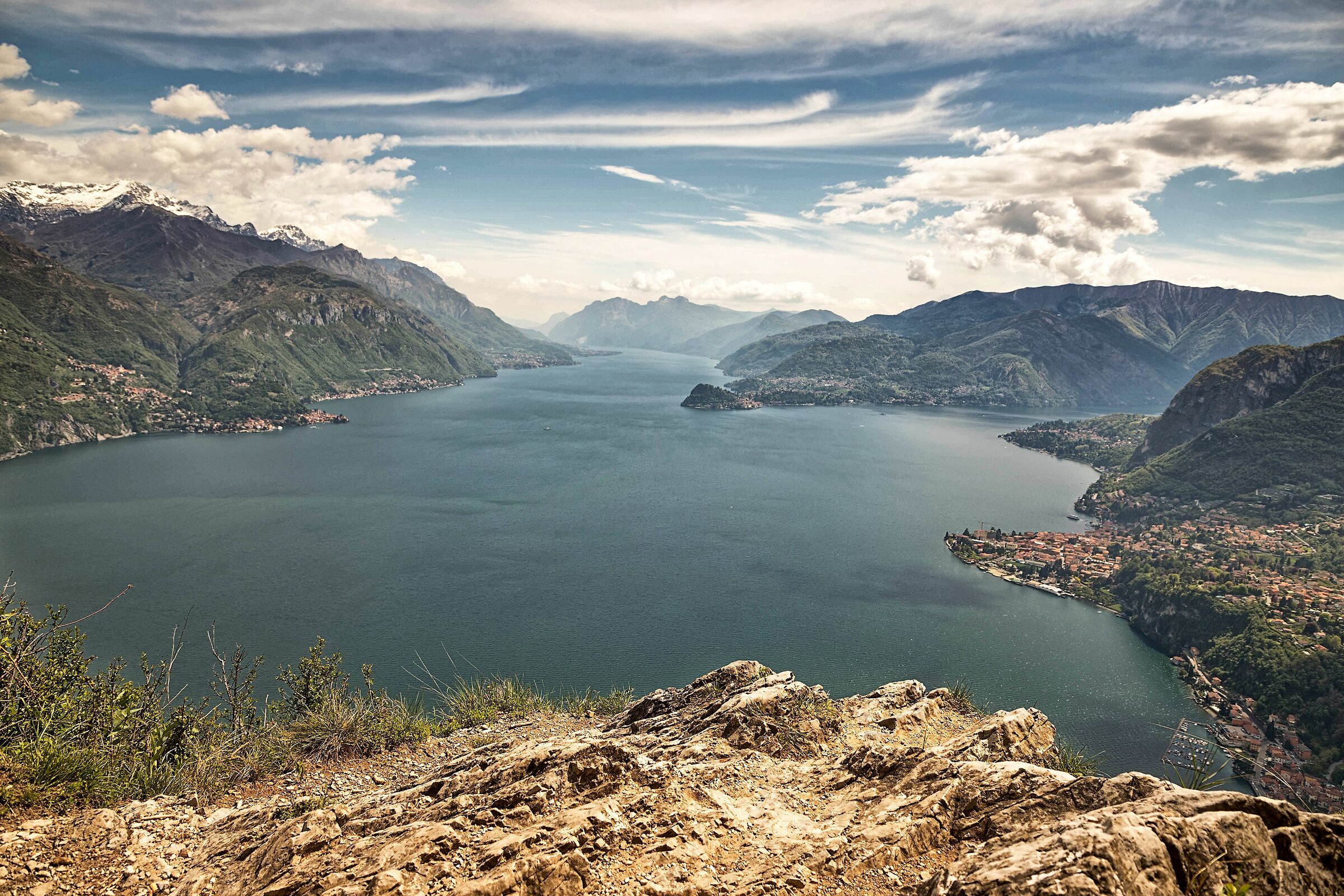 Panorama sul lago di Como da Breglia