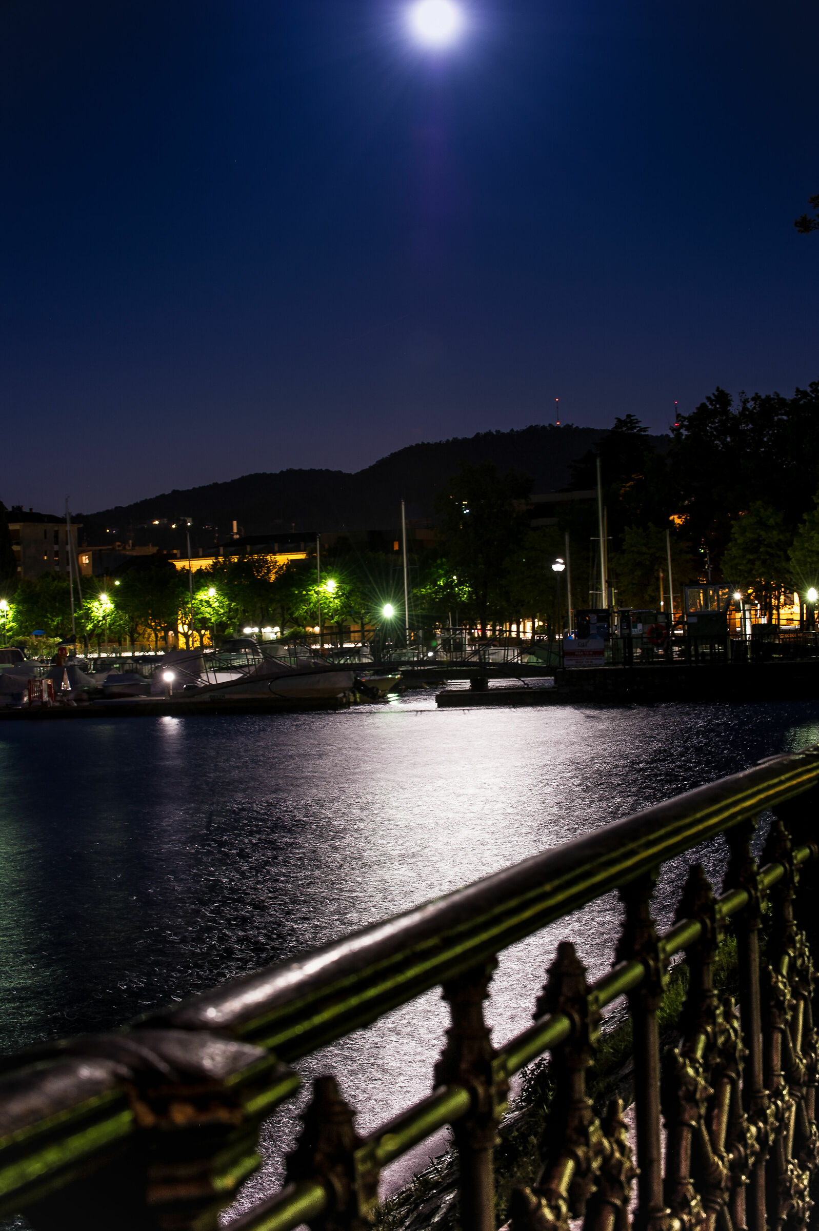 ... reflection of the moon