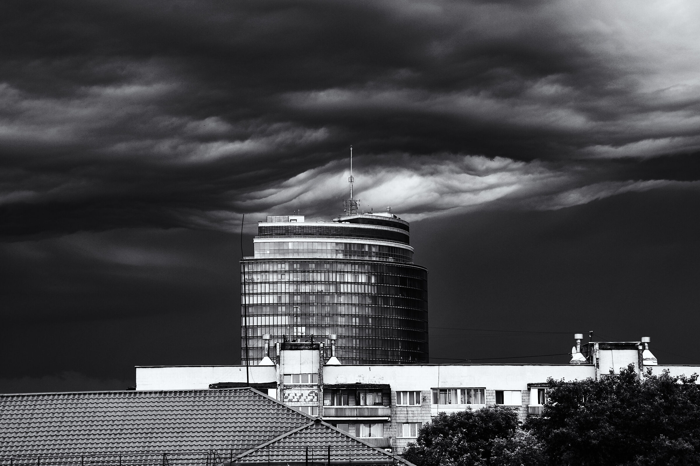 Incoming thunderstorm
