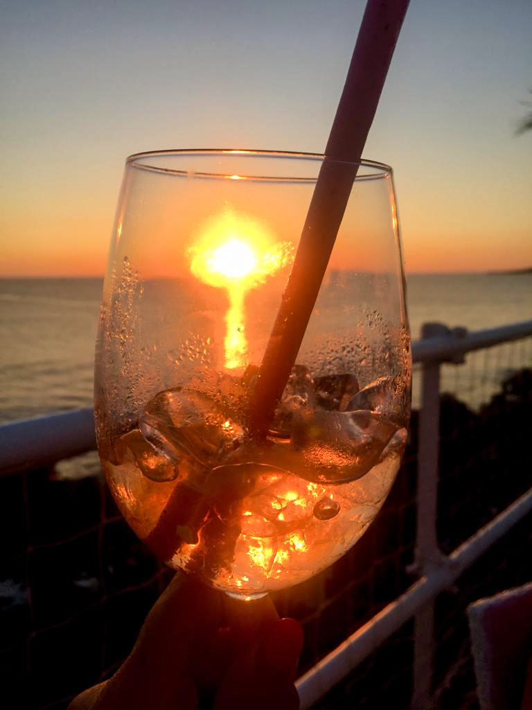 uno "Spritz" al tramonto di Isola