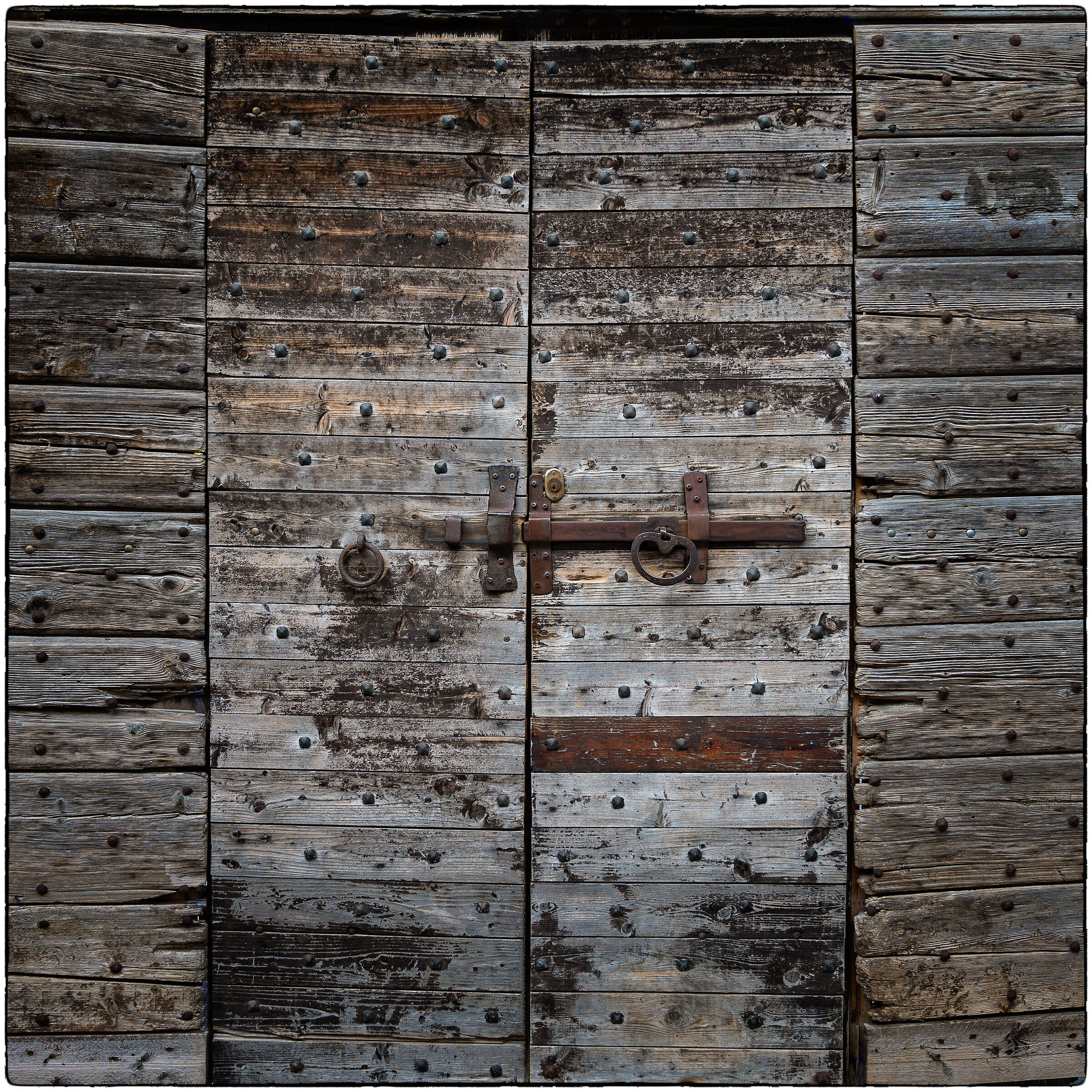 Vecchio portone (particolare)