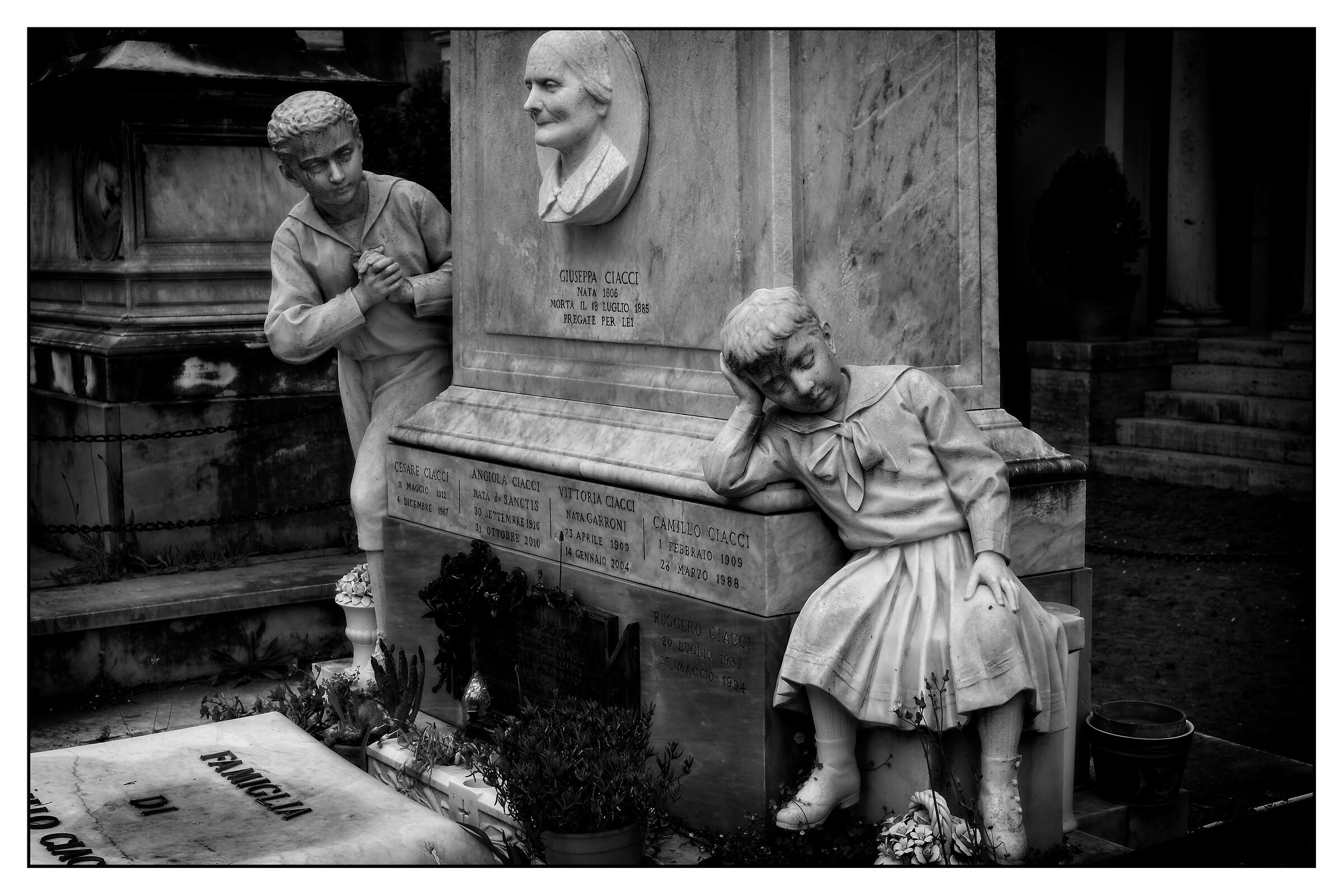 Non fate rumore... nonna riposa.