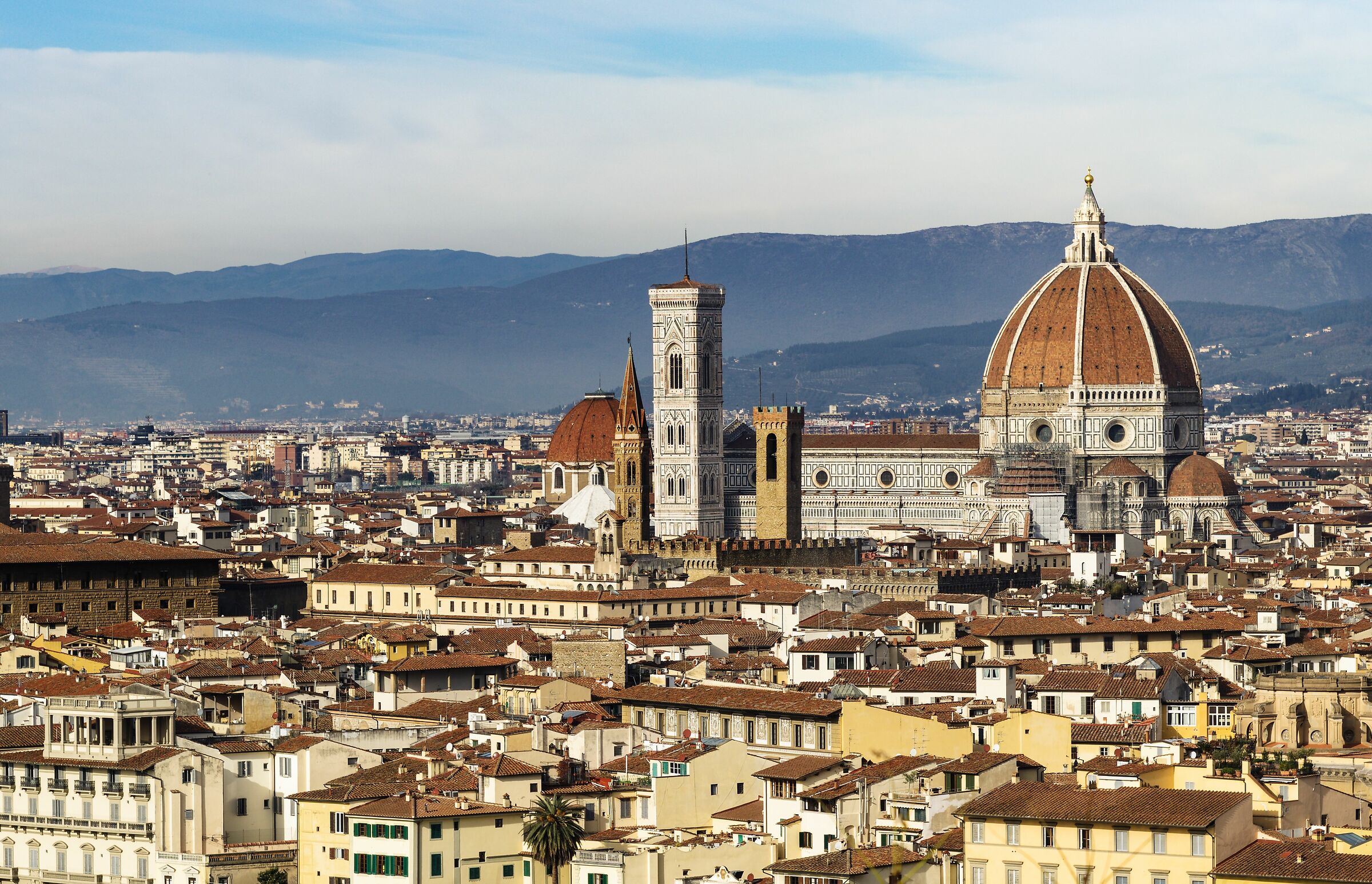 cartolina che guardava un bambino