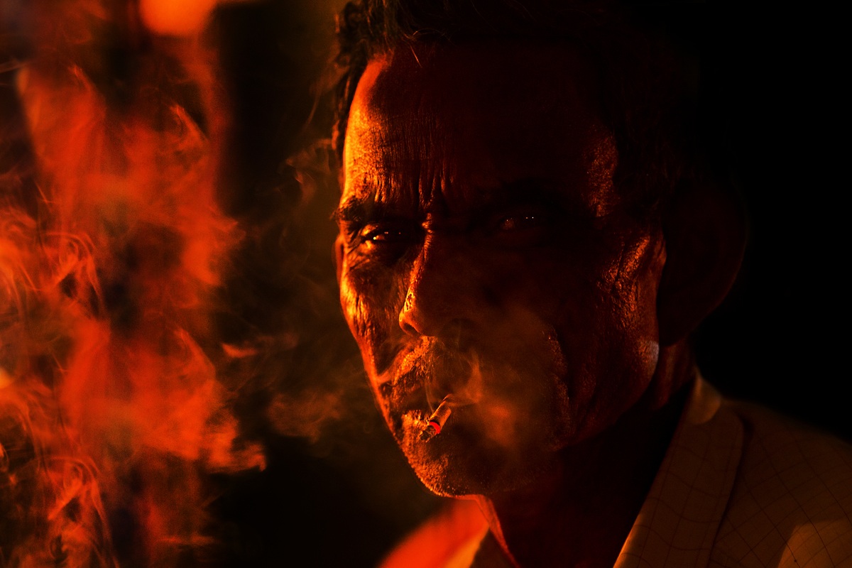 Smoke gets in your eyws ........