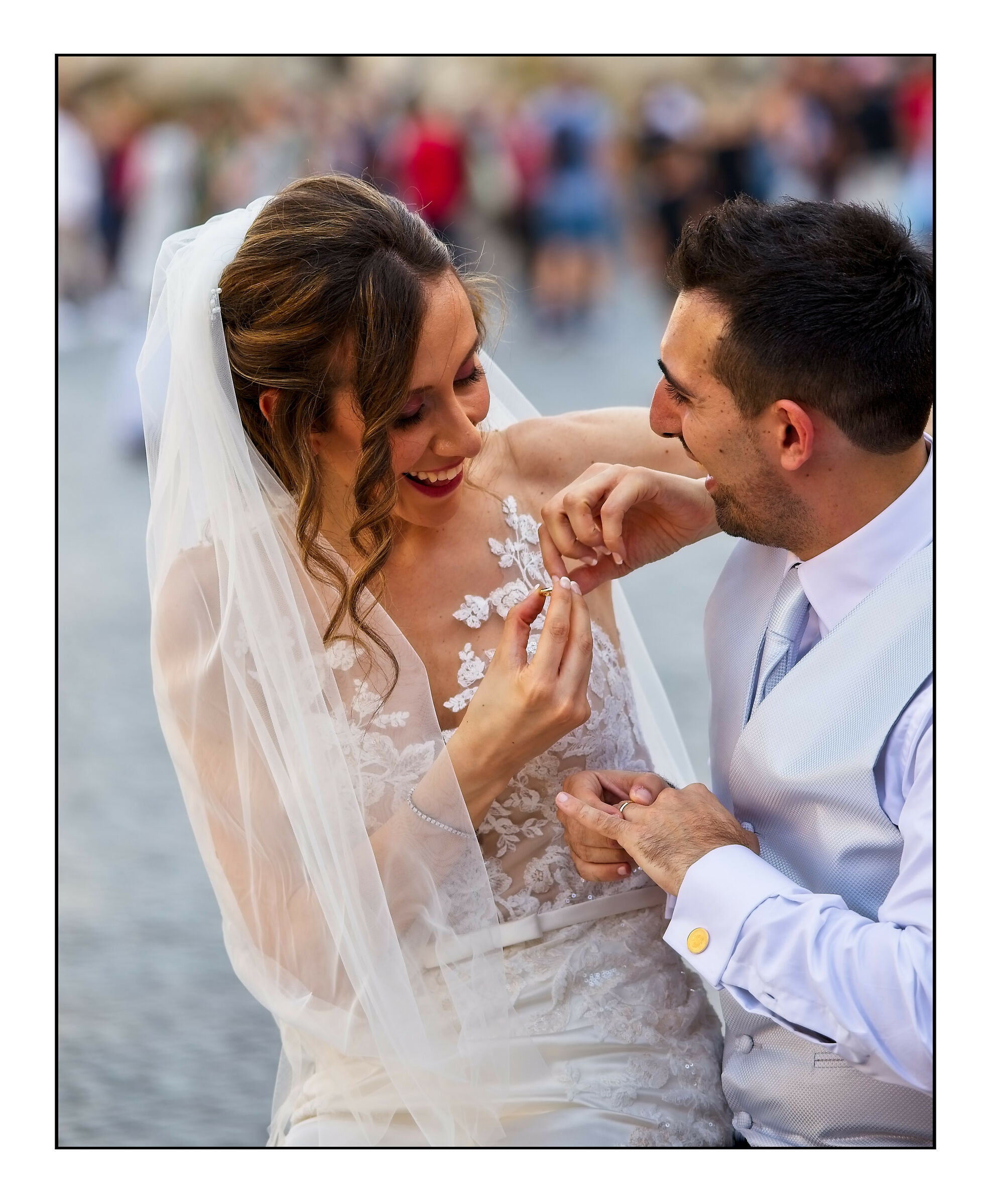 Il sorriso della giovane sposa