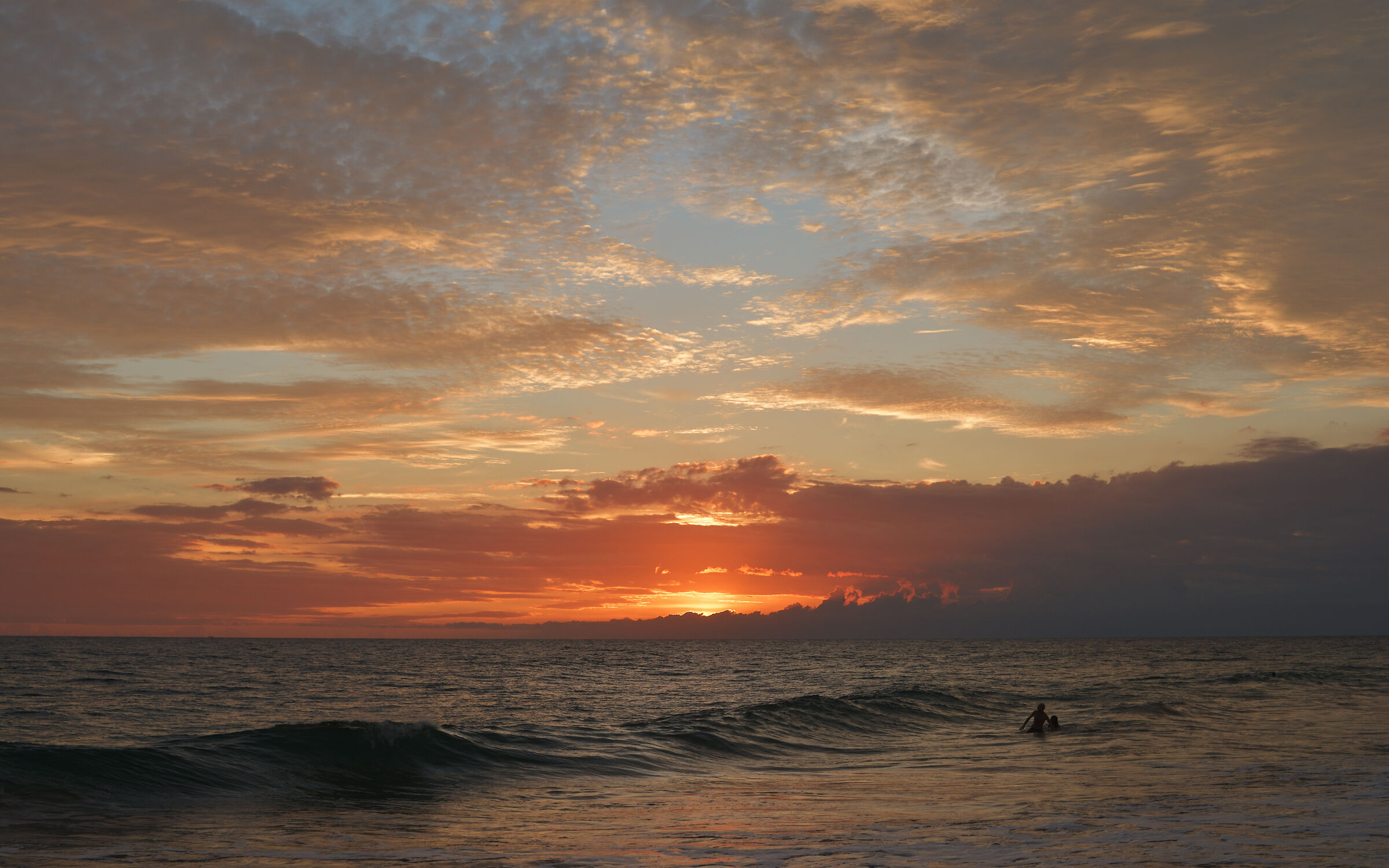 Declino sulla spiaggia di Hikkaduva