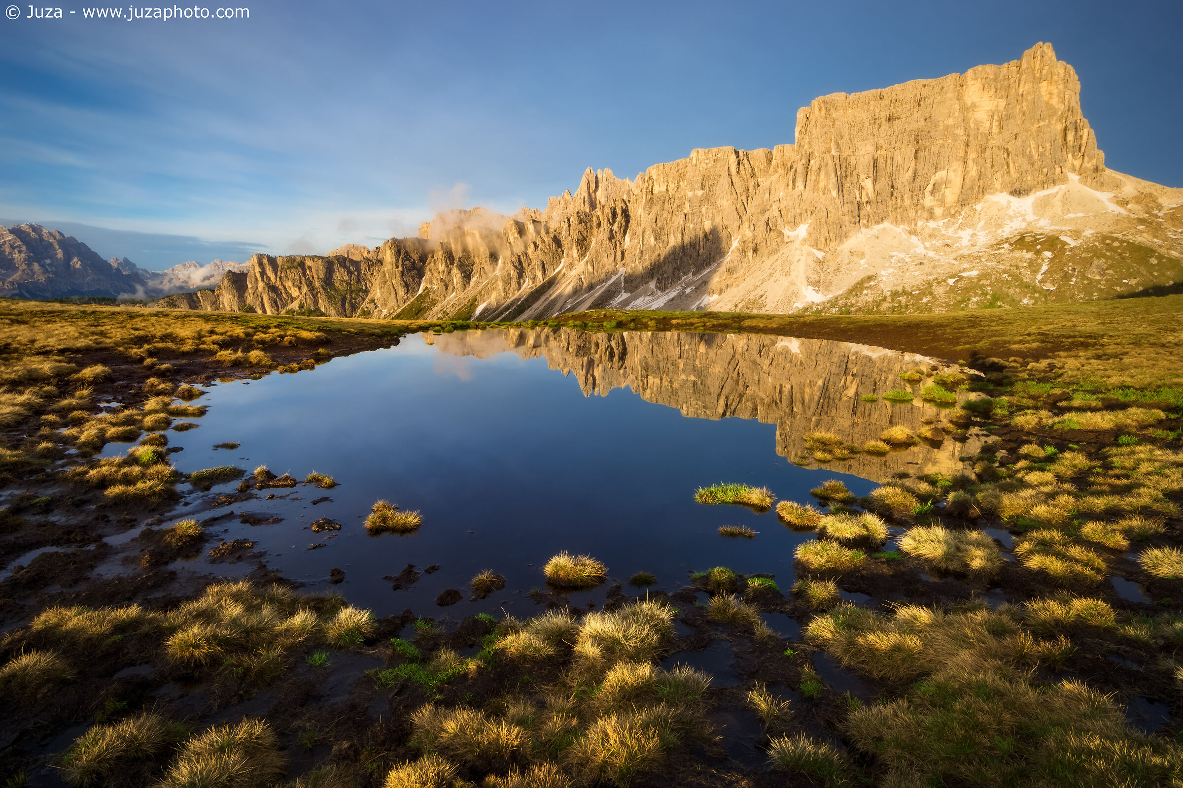 Riflessi al Passo Giau