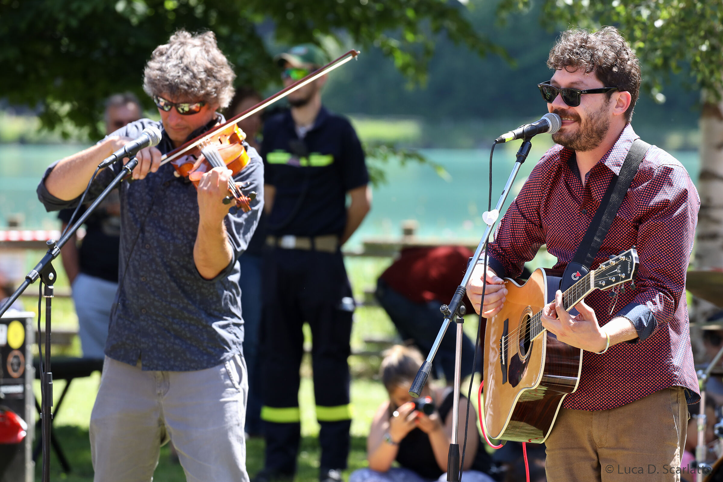 Les Oreges introducono Max Gazzè