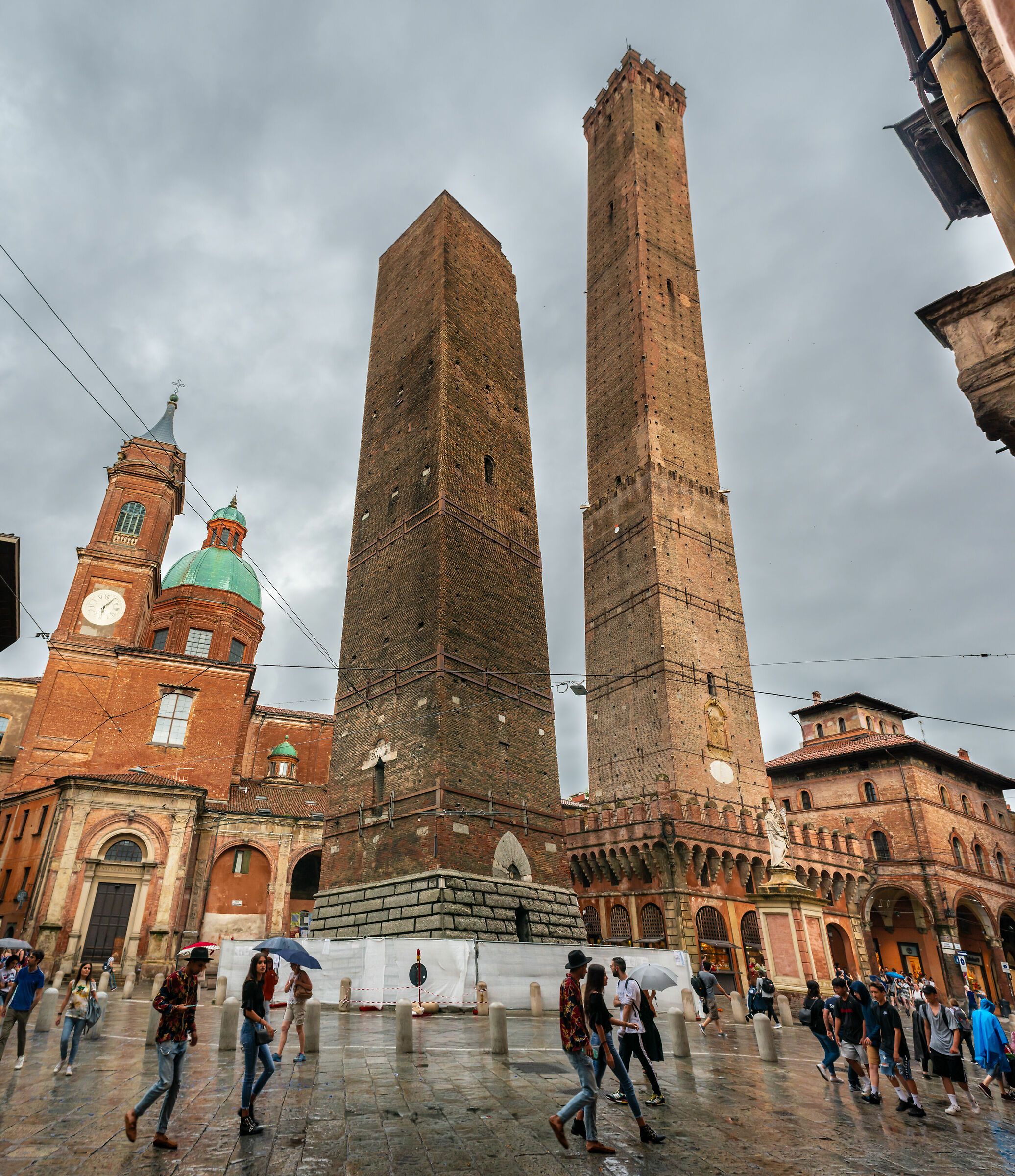 Le 2 Torri e degli Asinelli - Bologna (Italia)
