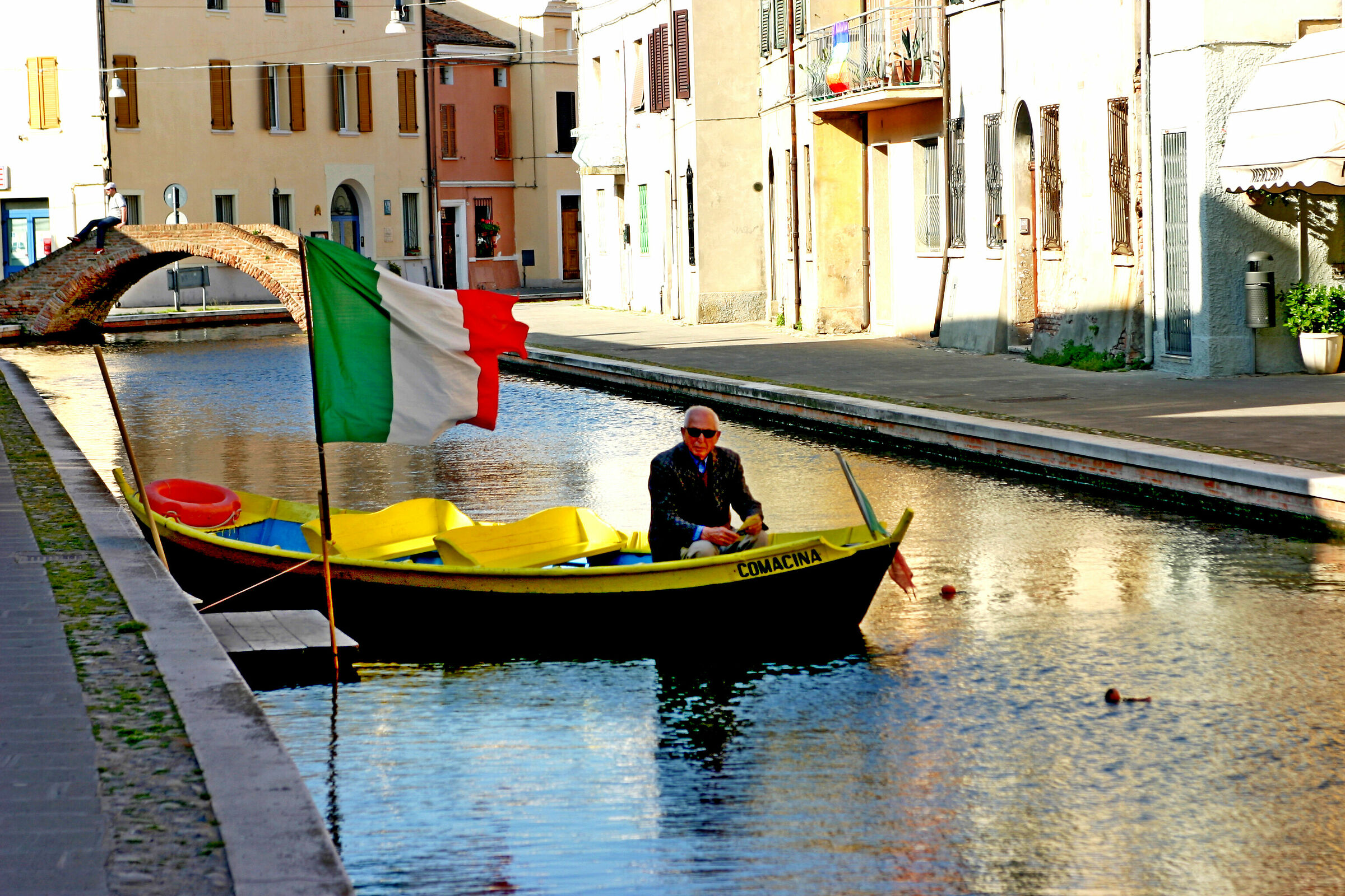 a taxi from Comacchio...