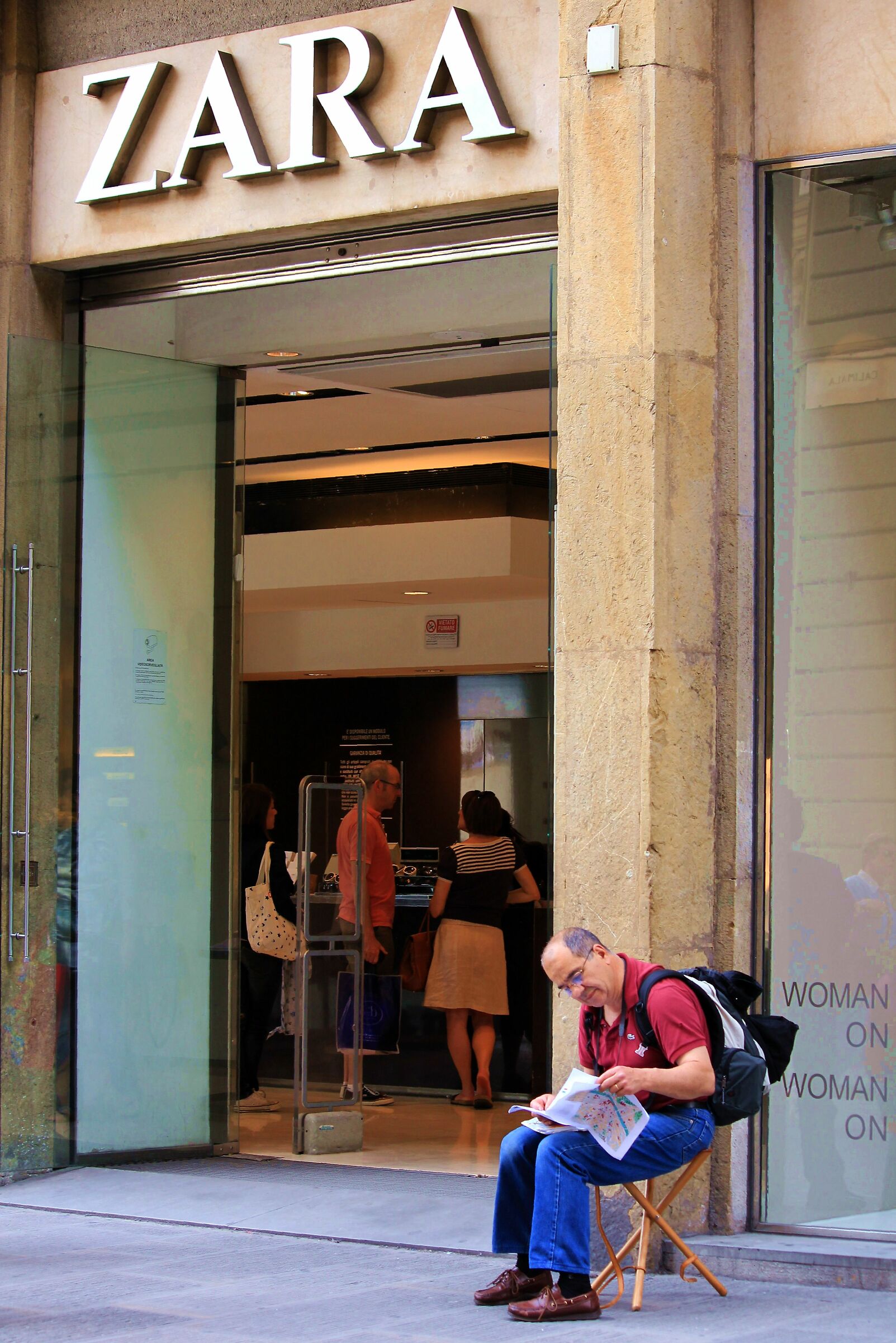 Conosce la moglie molto bene!